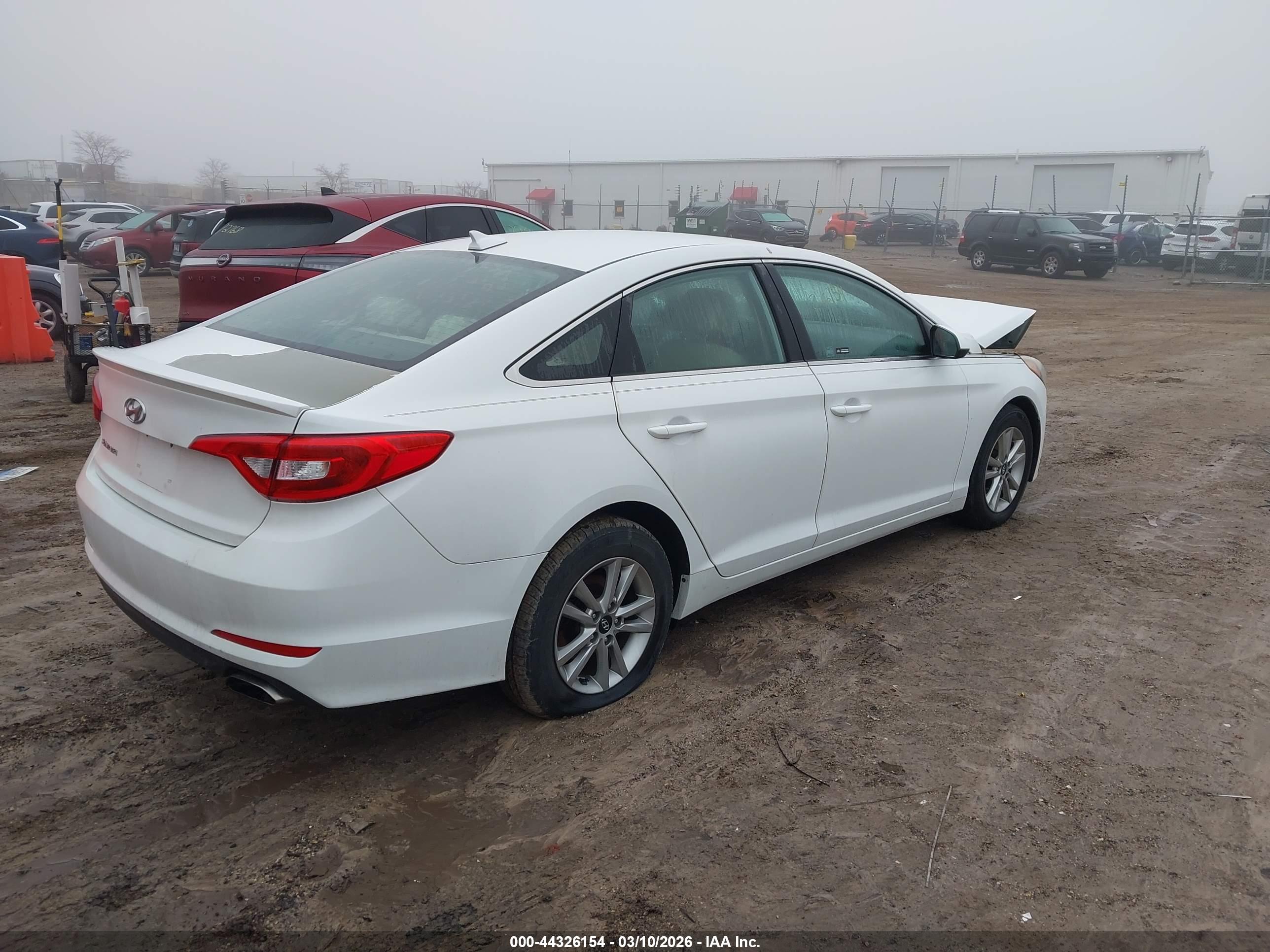 HYUNDAI SONATA image 4