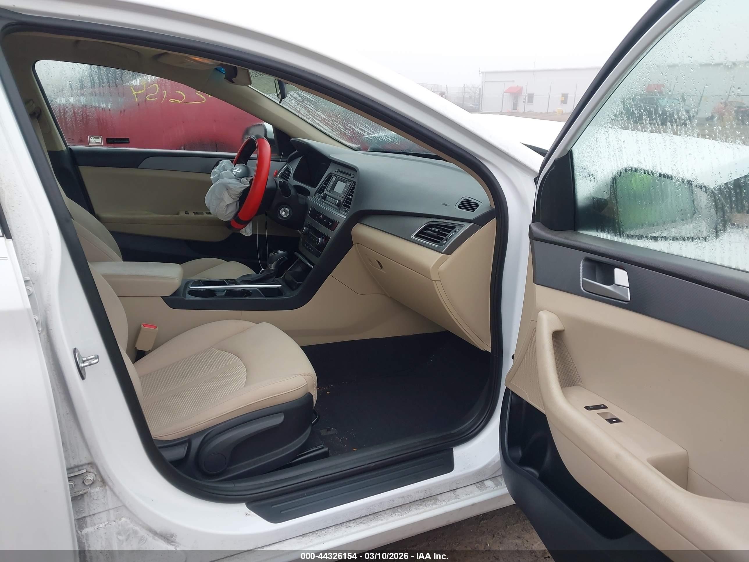 HYUNDAI SONATA image 5