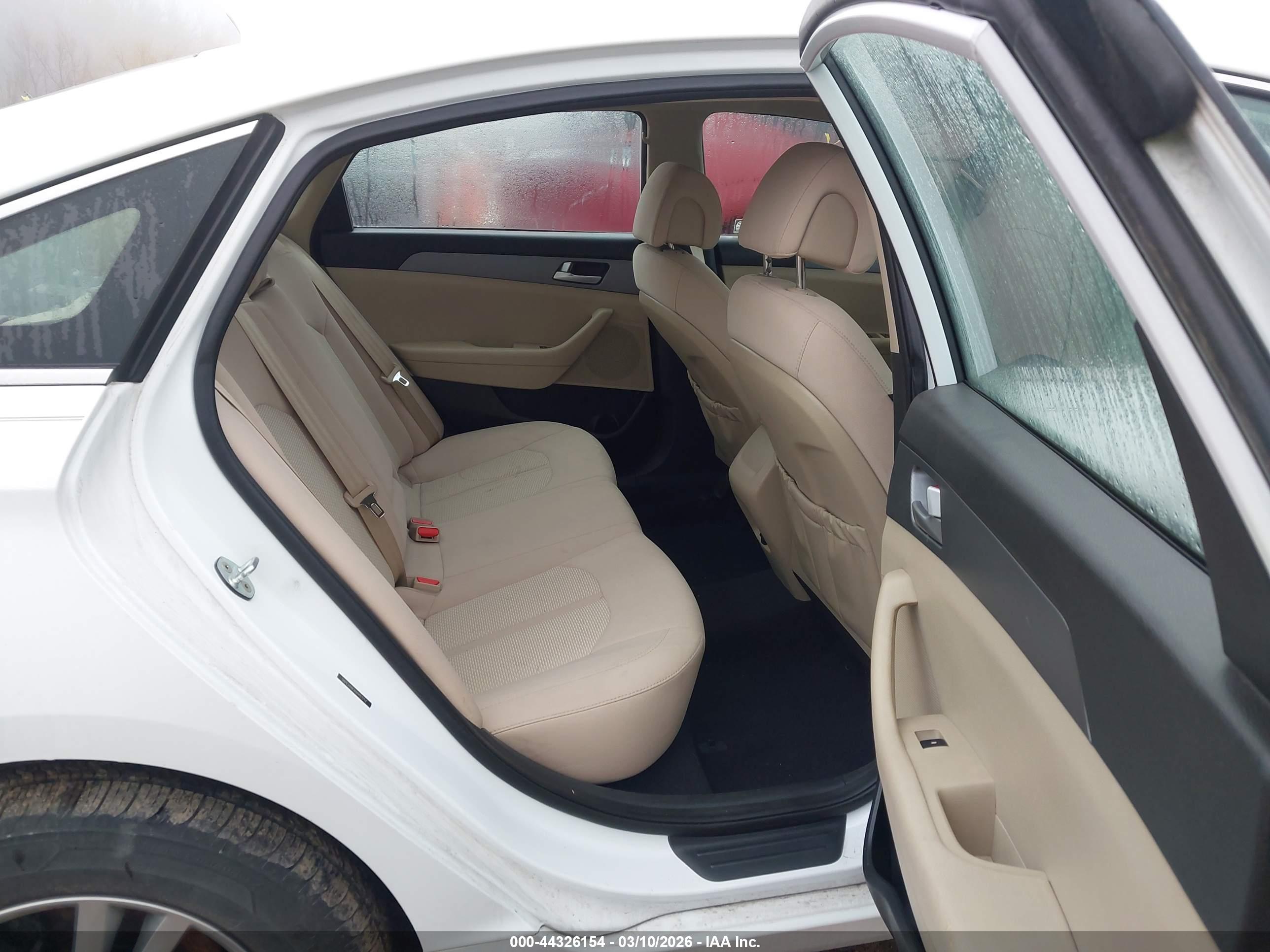 HYUNDAI SONATA image 8