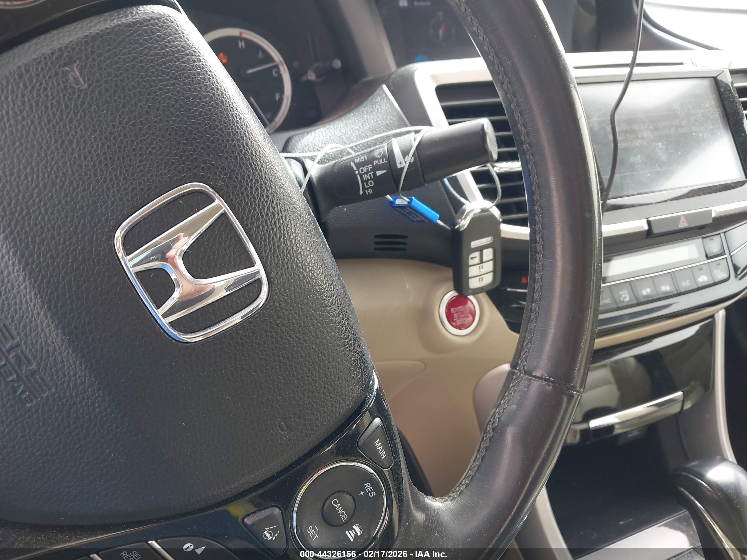 HONDA ACCORD image 11
