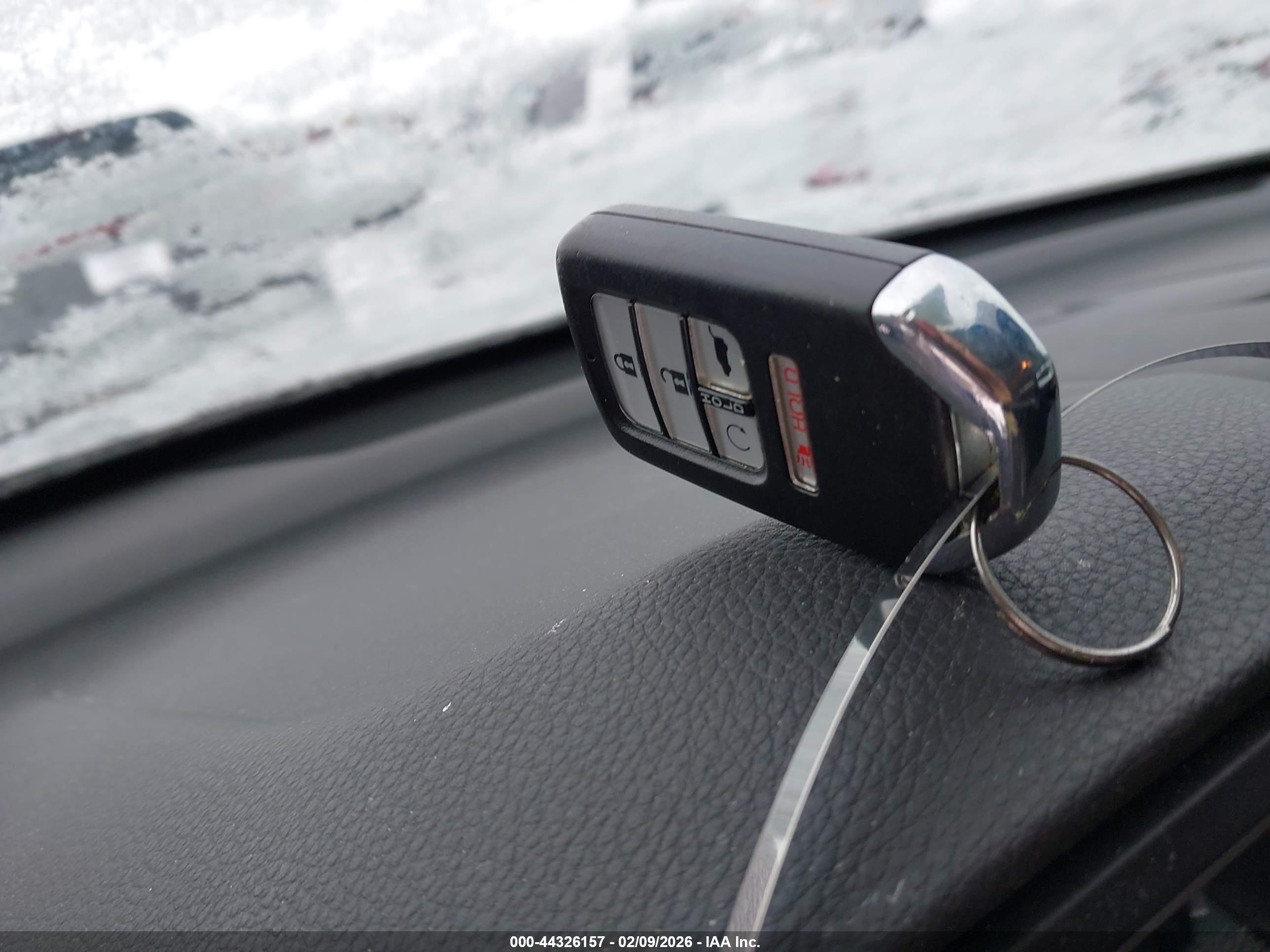 HONDA CR-V image 11