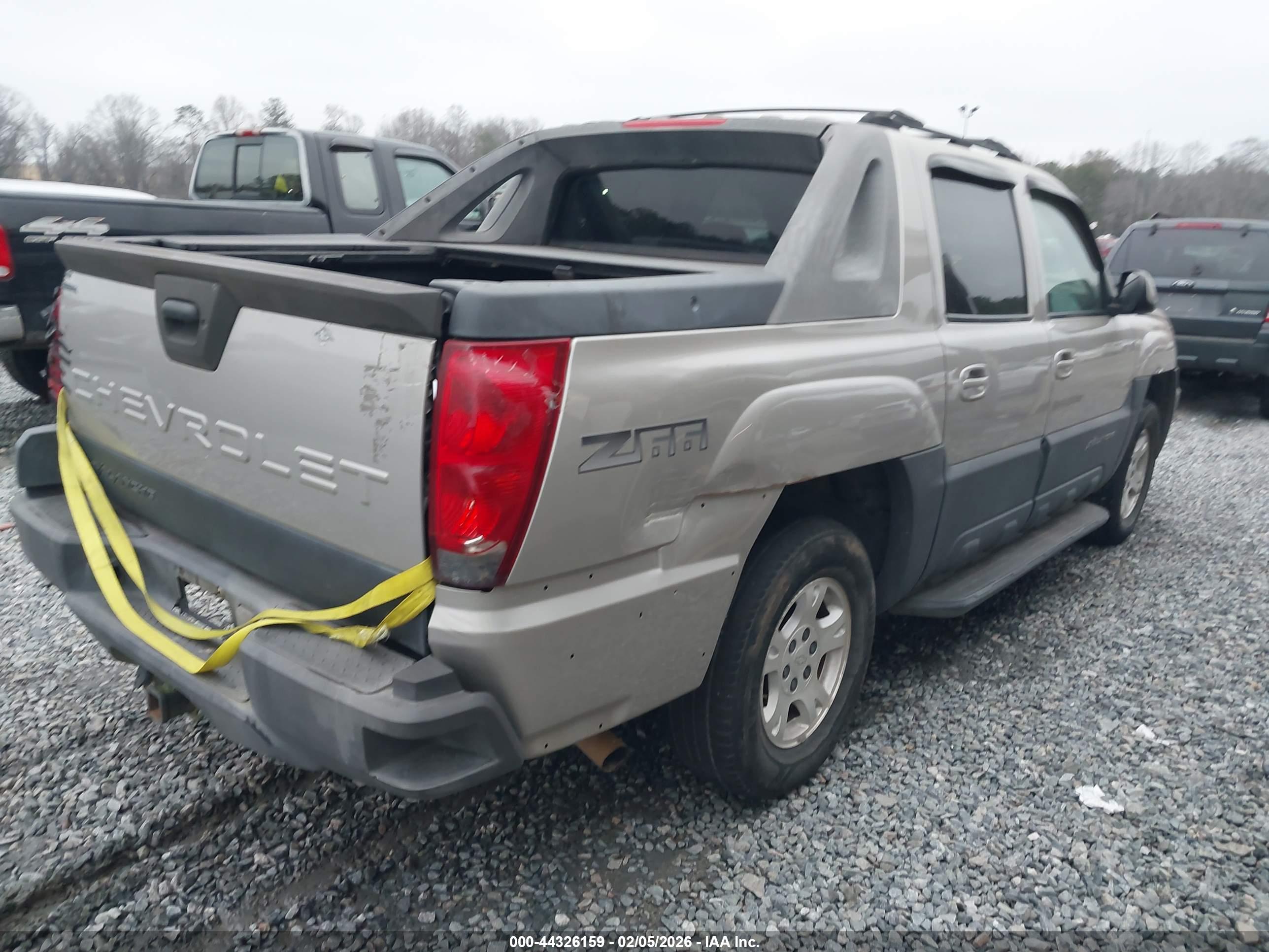 CHEVROLET AVALANCHE image 4
