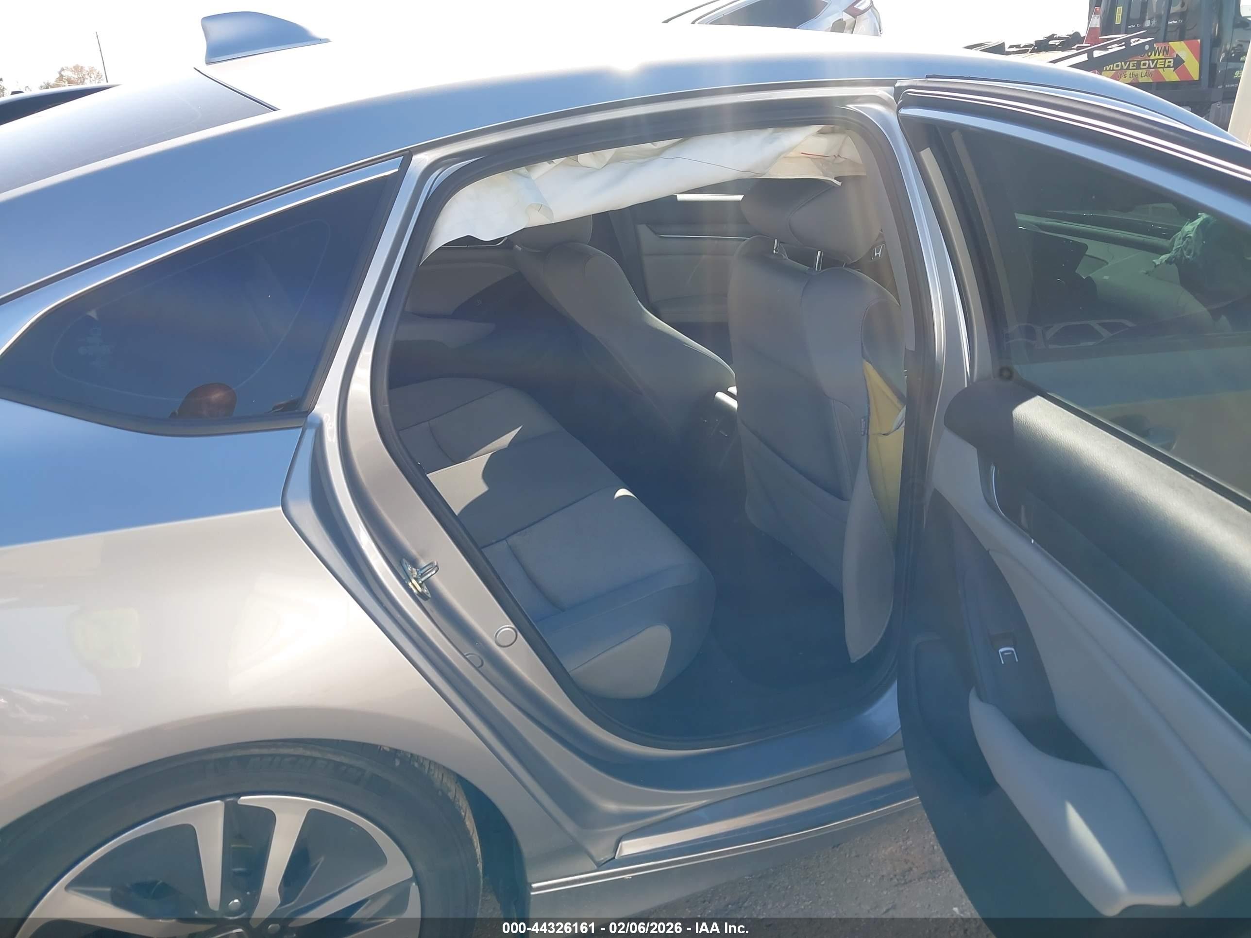 HONDA ACCORD image 8