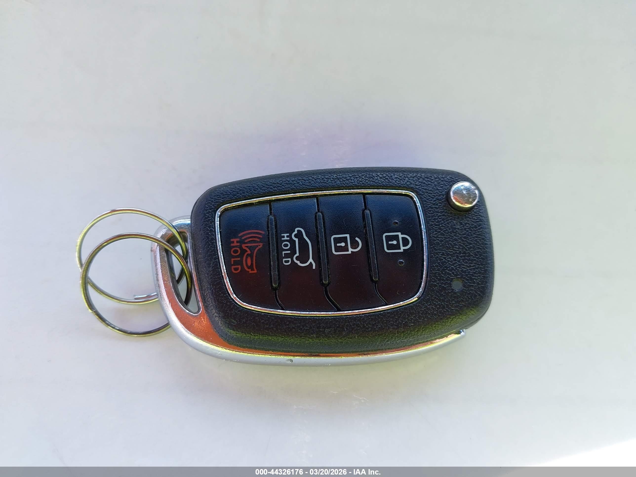 HYUNDAI TUCSON image 11