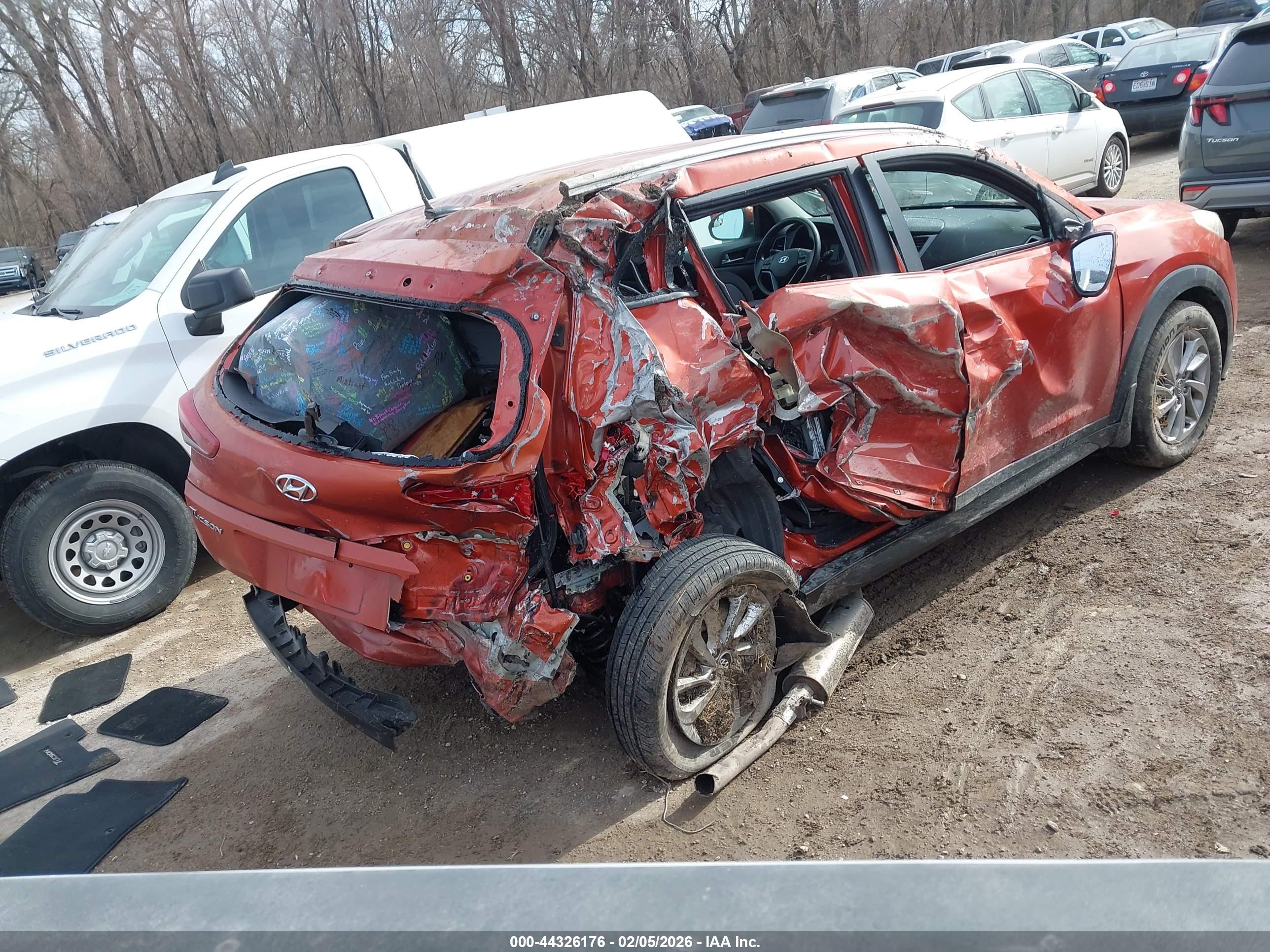 HYUNDAI TUCSON image 4
