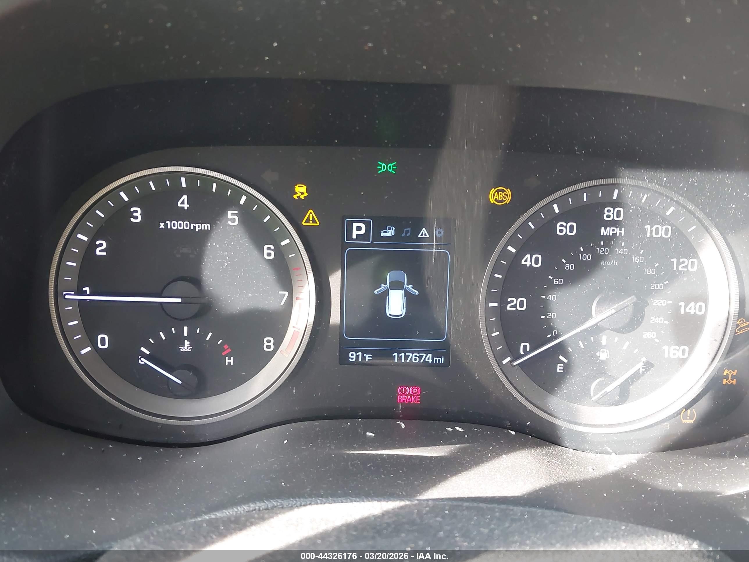 HYUNDAI TUCSON image 7