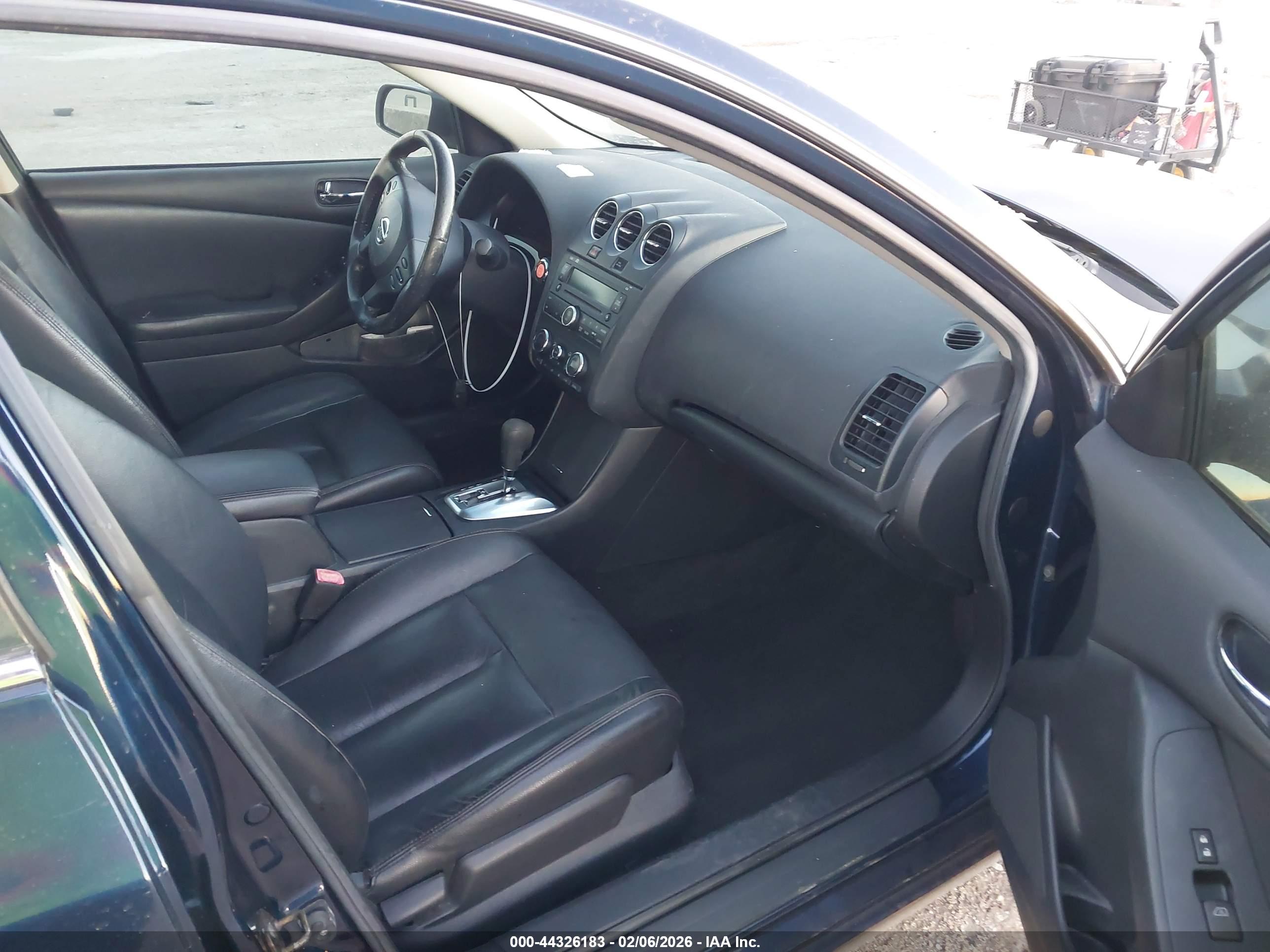 NISSAN ALTIMA image 5