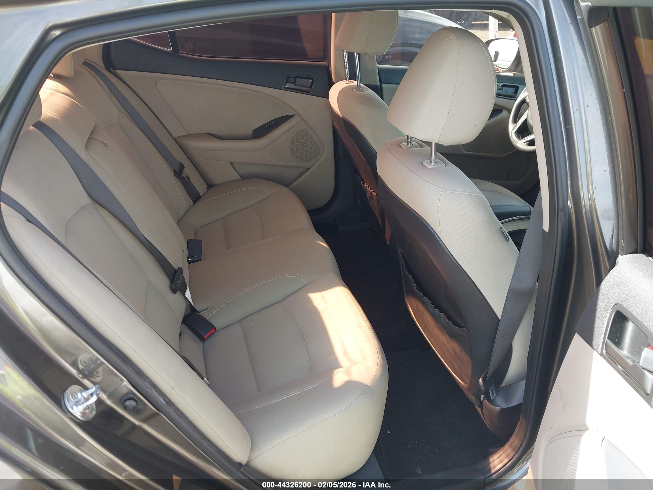 KIA OPTIMA image 8