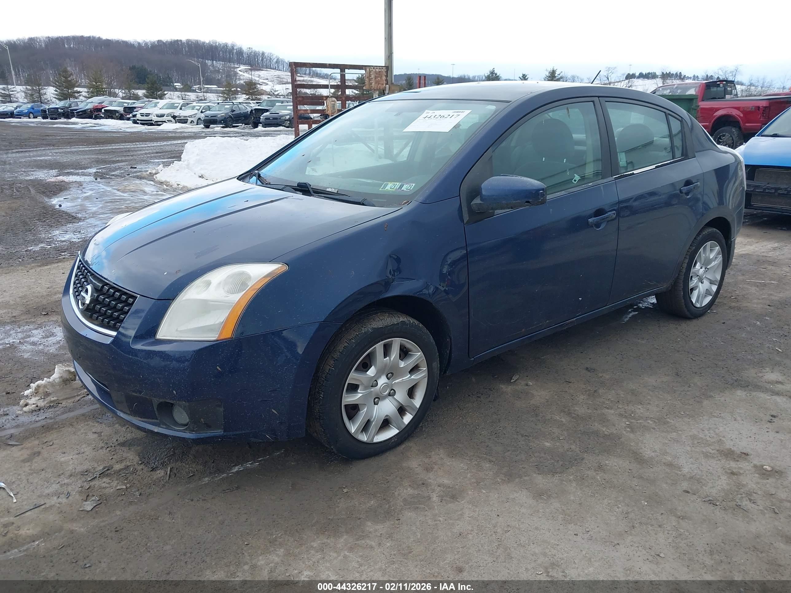 NISSAN SENTRA image 2