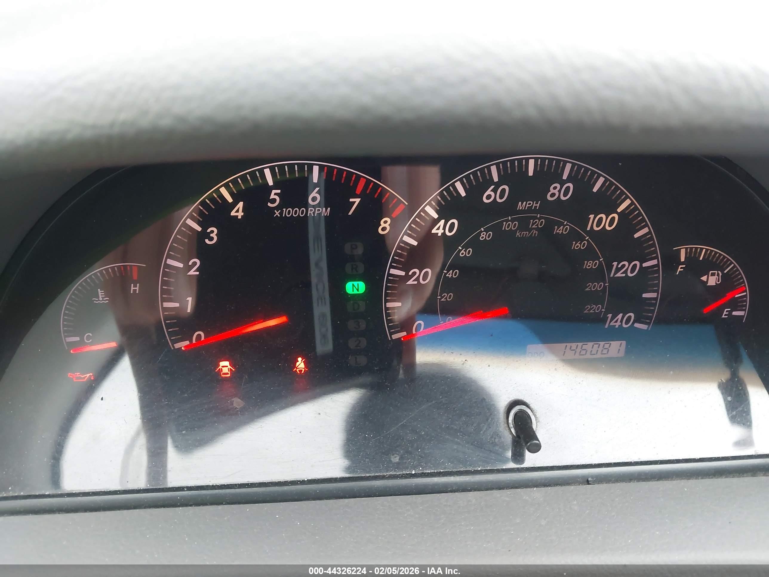 TOYOTA CAMRY image 7