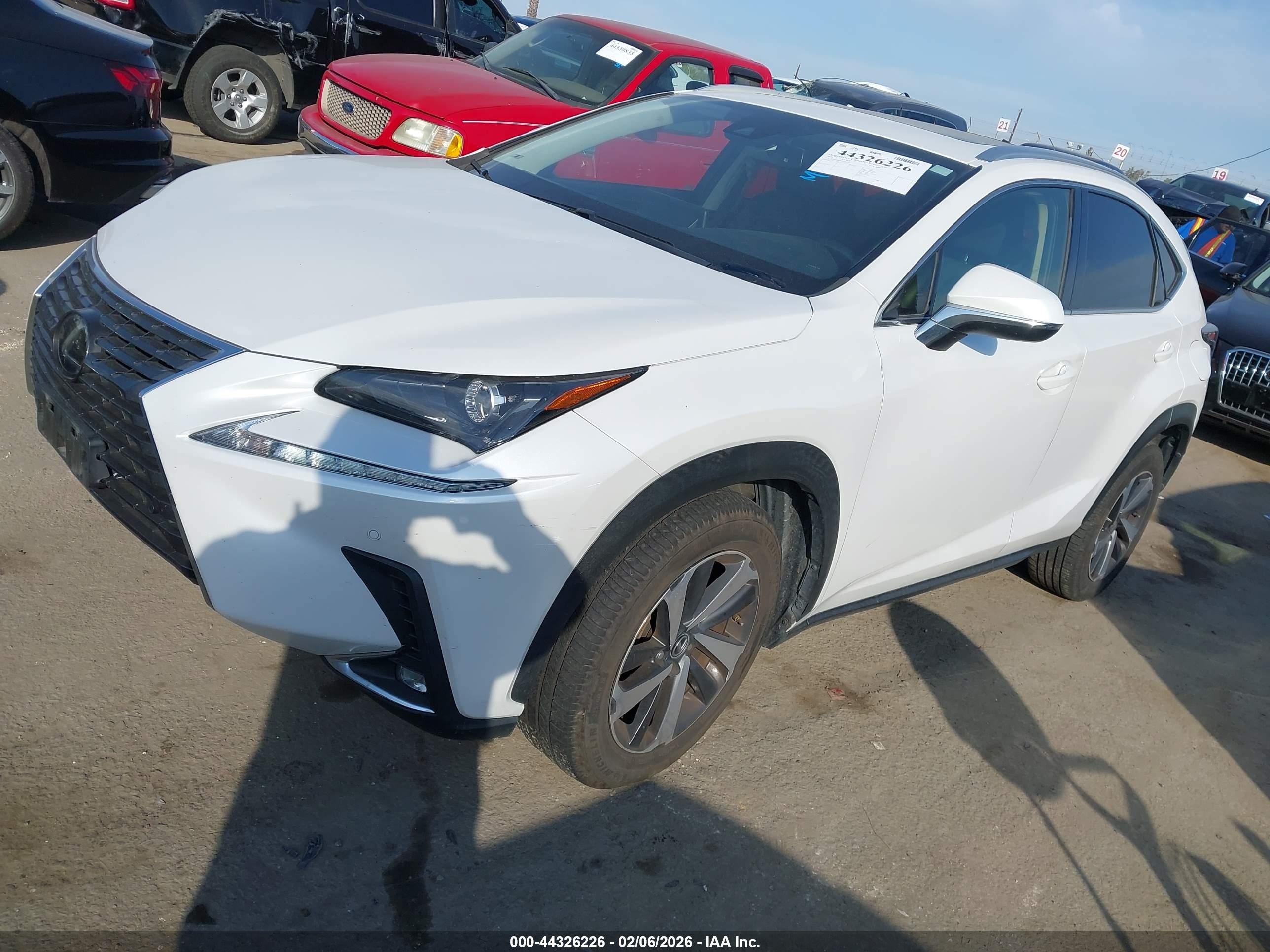 LEXUS NX image 2