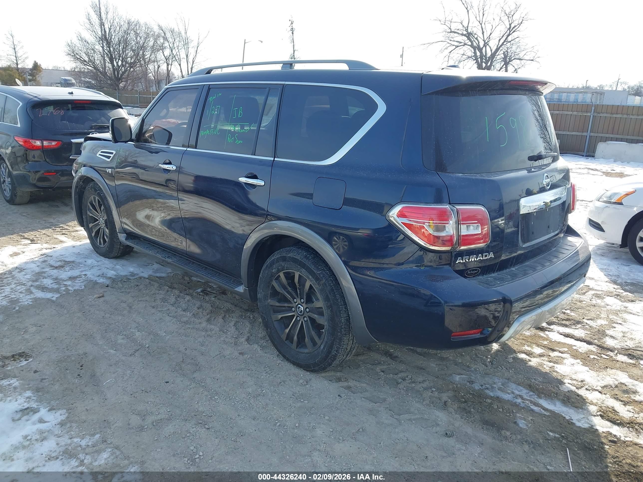 NISSAN ARMADA image 3