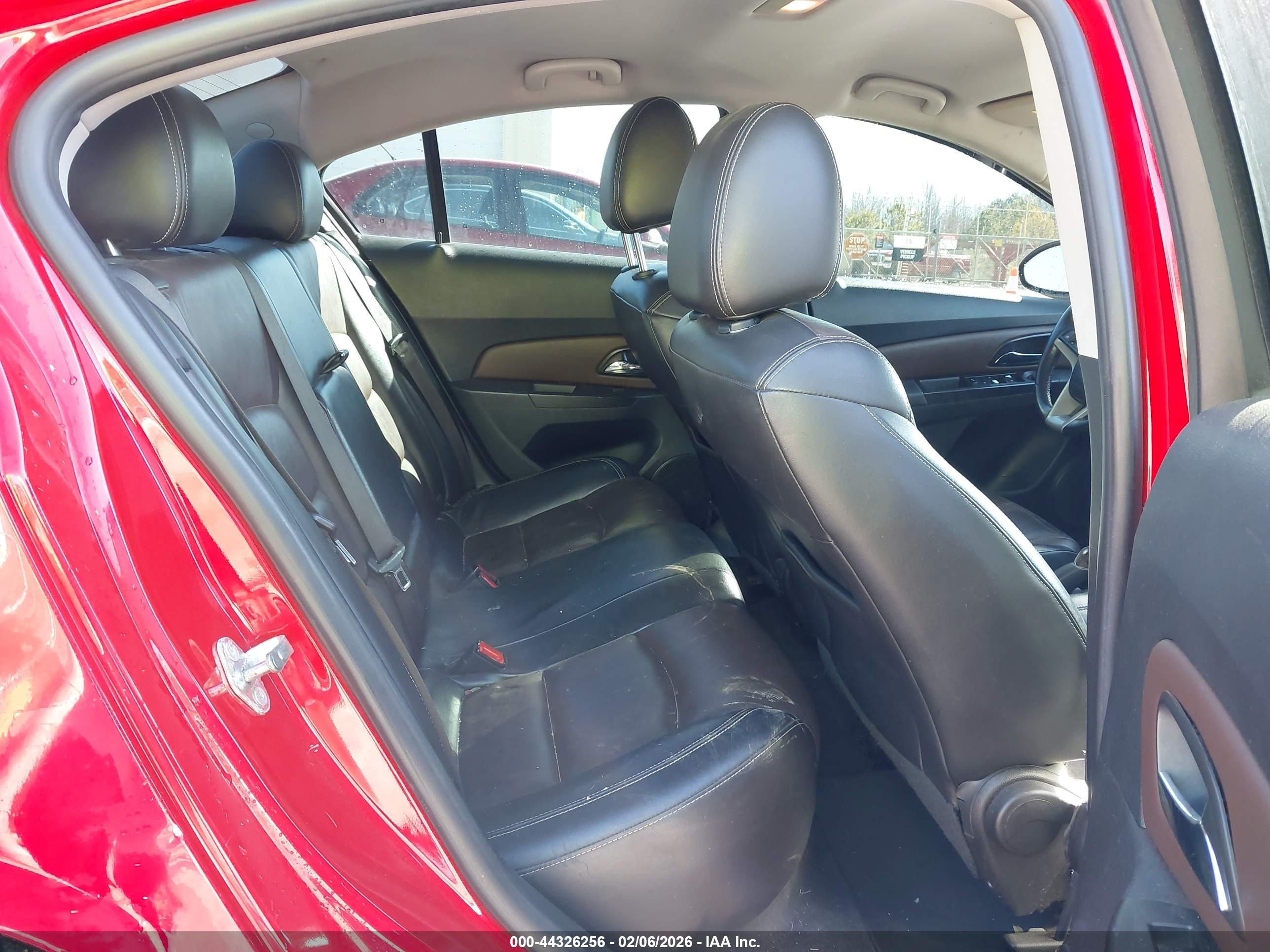 CHEVROLET CRUZE image 8
