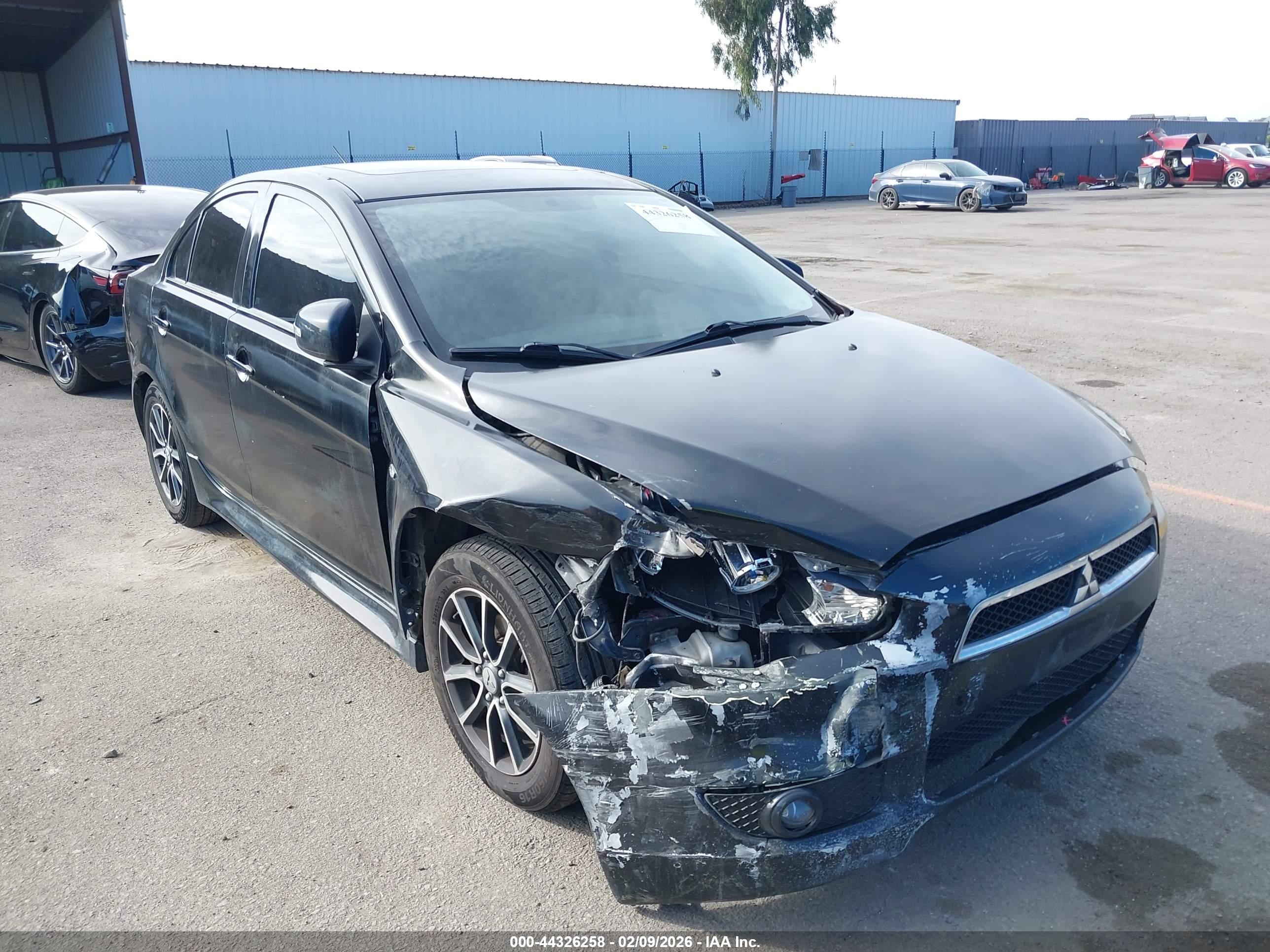 MITSUBISHI LANCER image 6