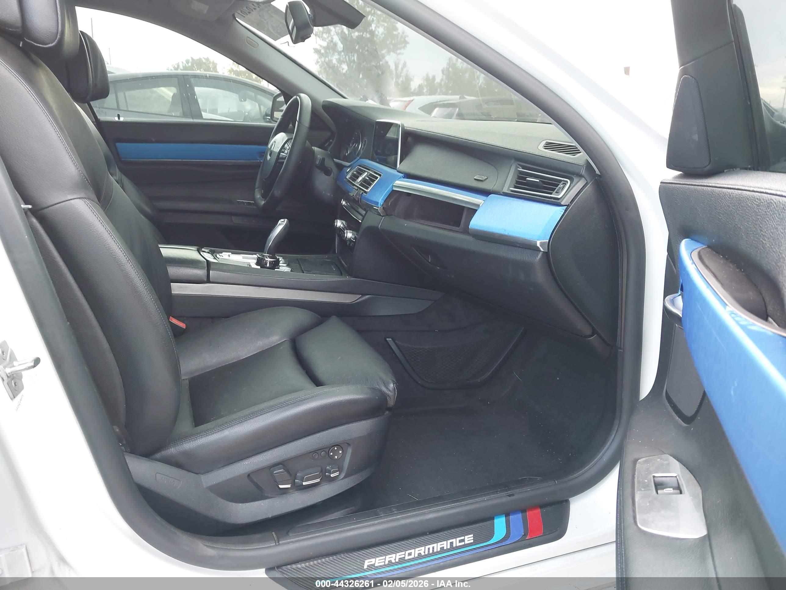 BMW 740I image 5
