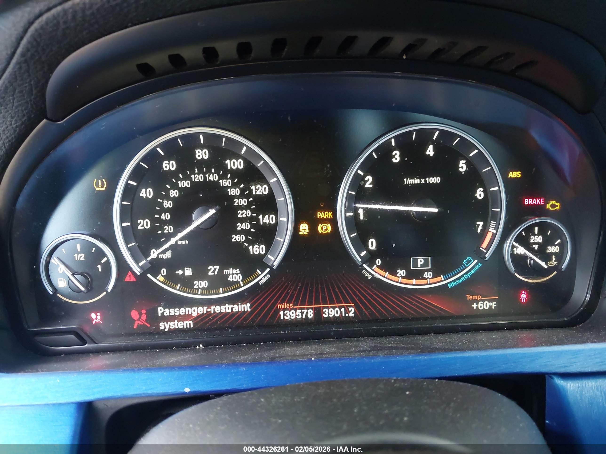 BMW 740I image 7