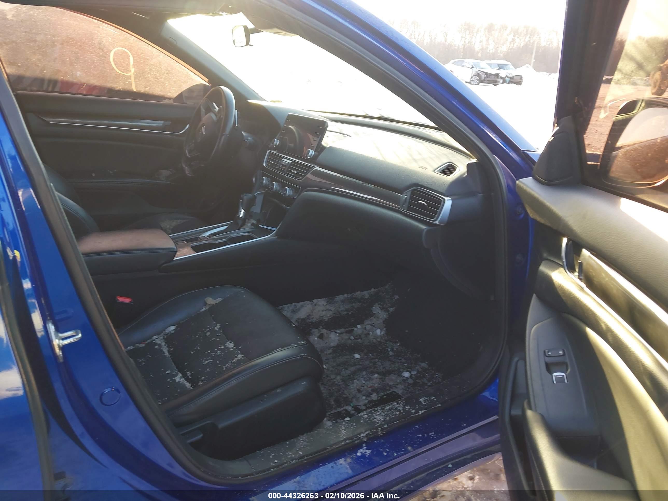 HONDA ACCORD image 5