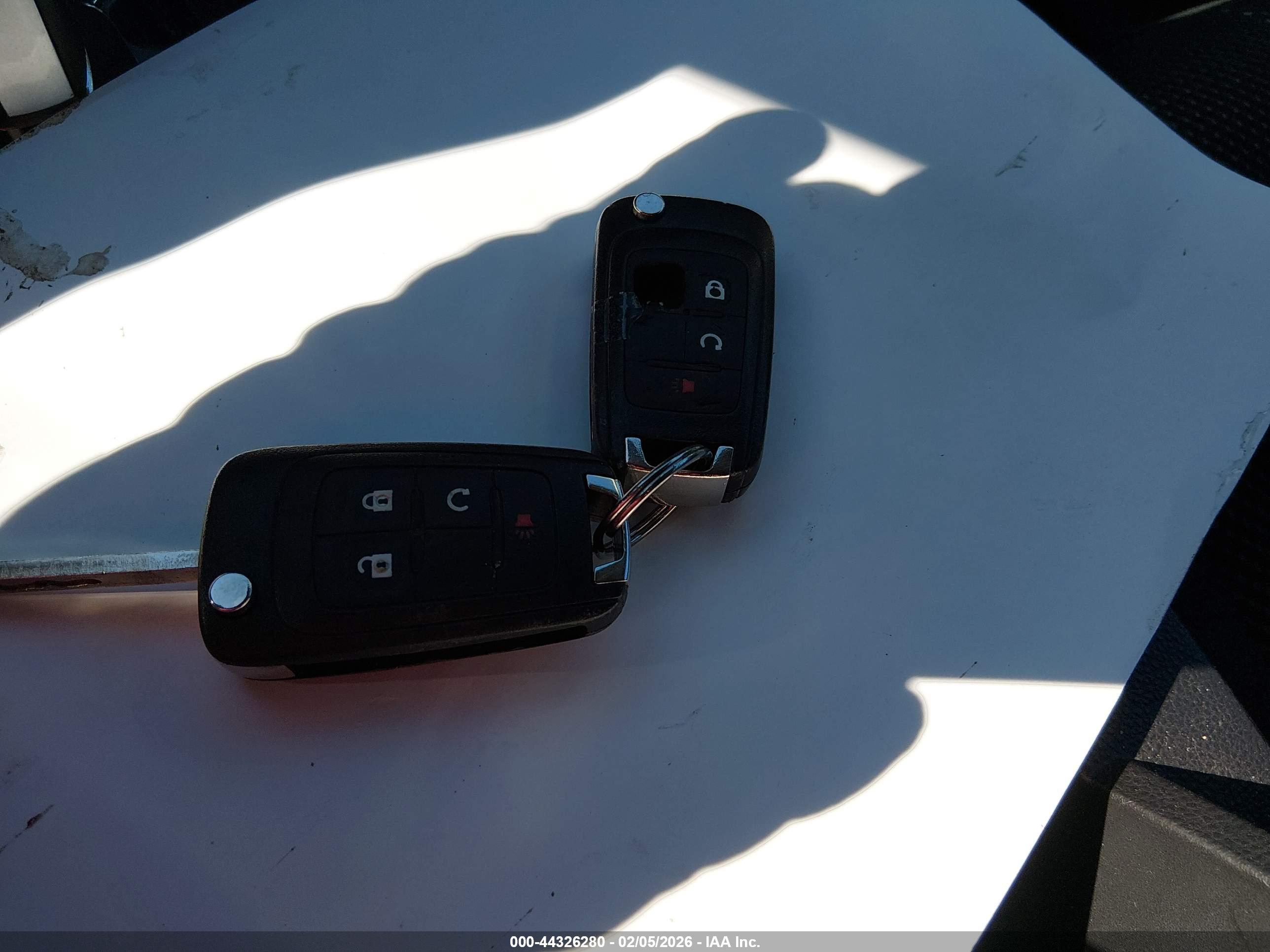 CHEVROLET EQUINOX image 11