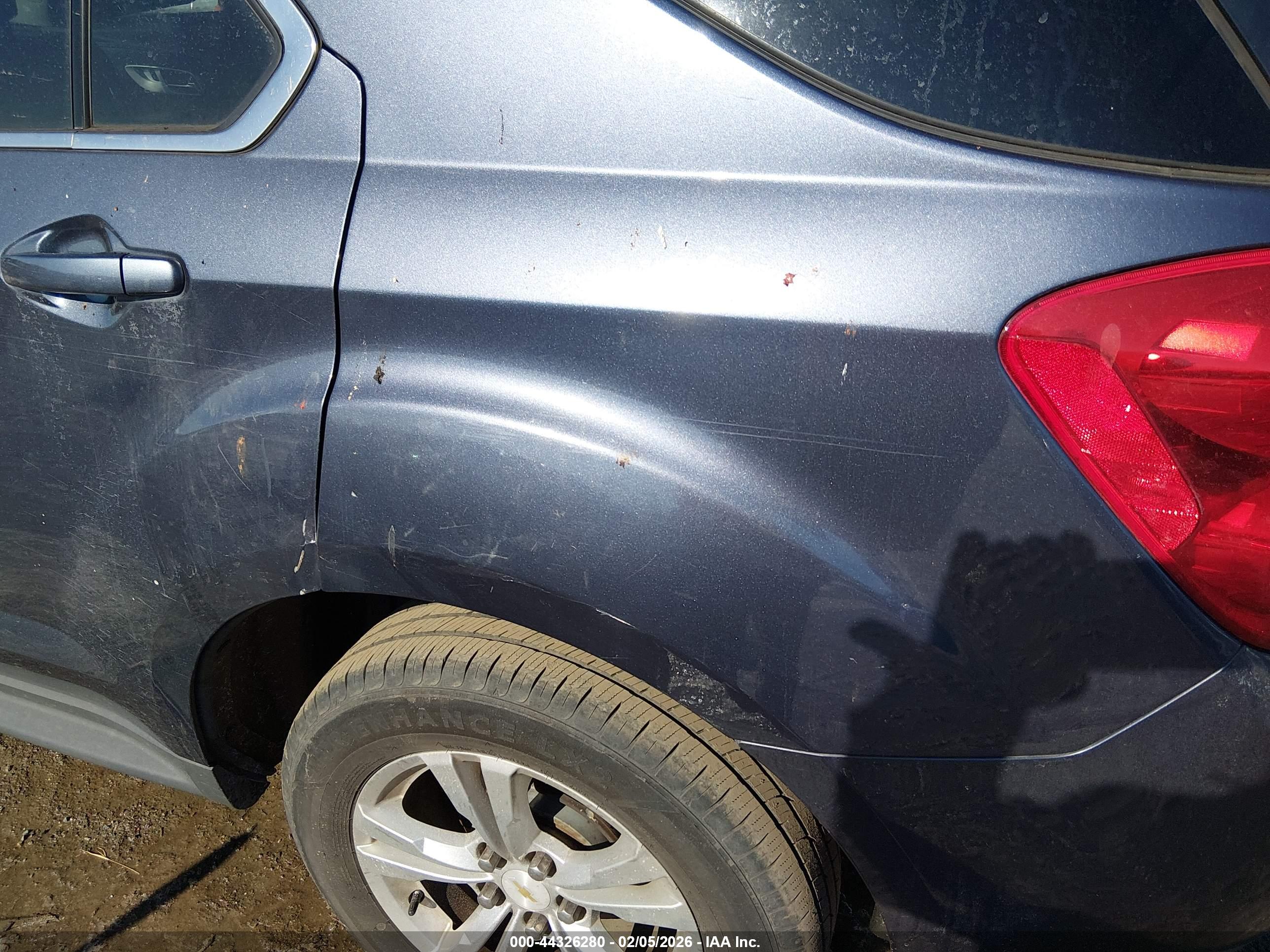 CHEVROLET EQUINOX image 6