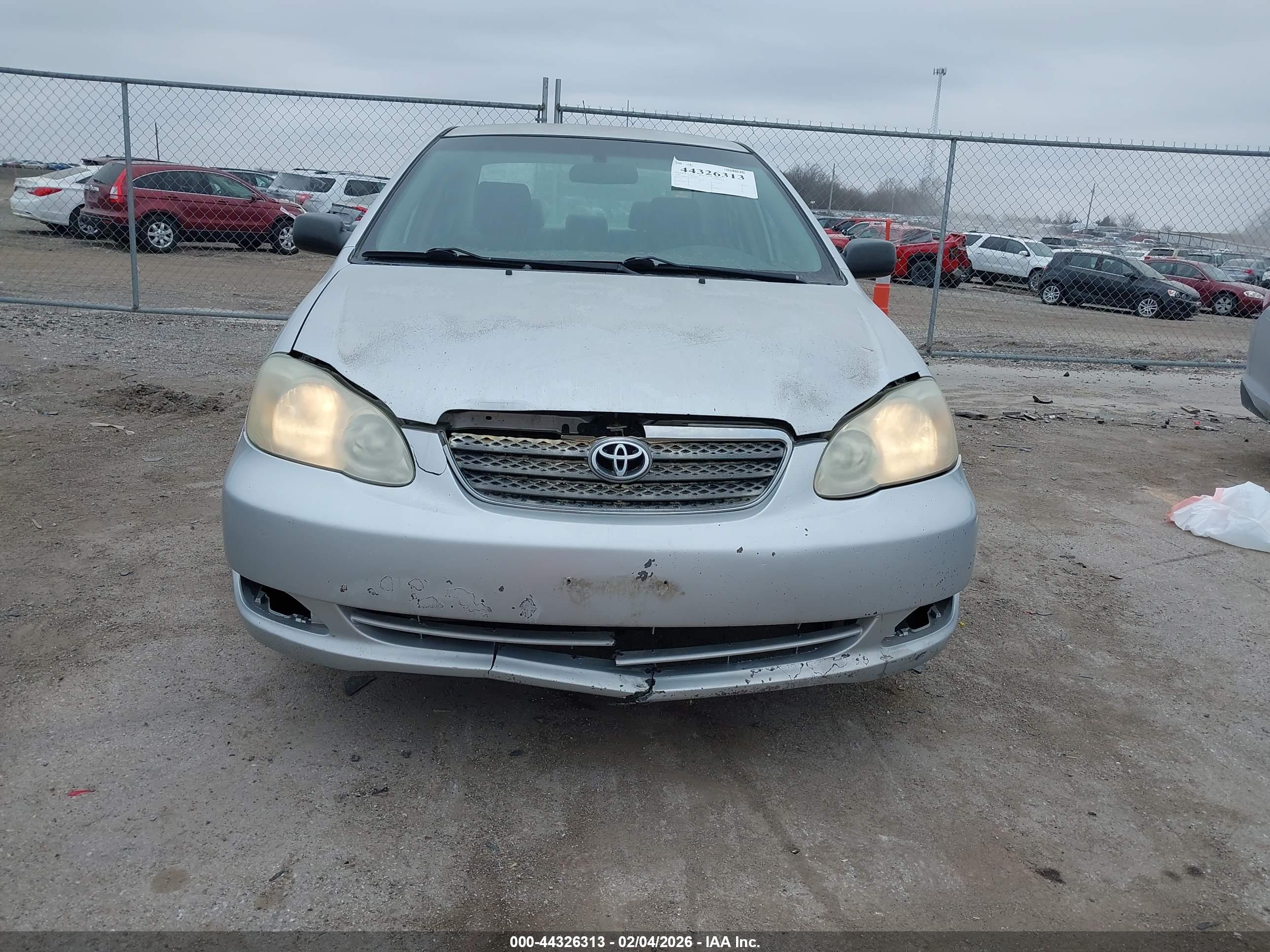 TOYOTA COROLLA image 6