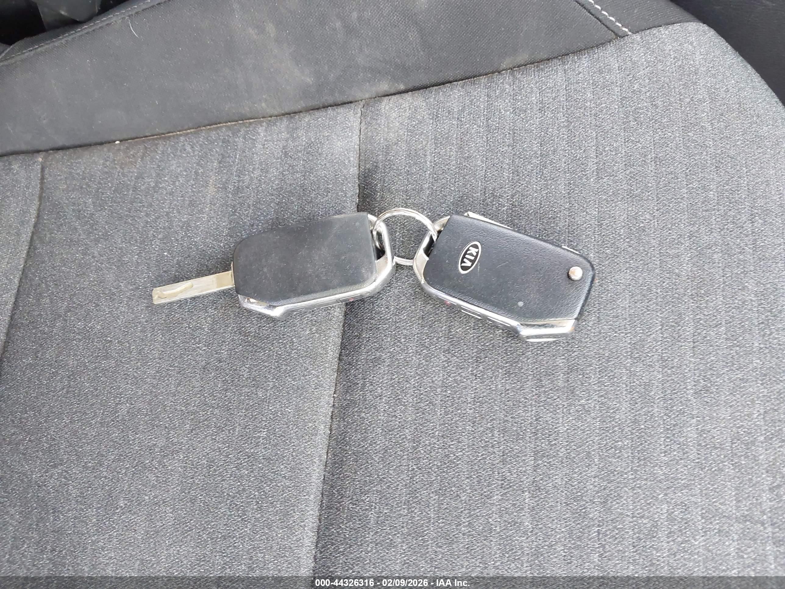 KIA SOUL image 11