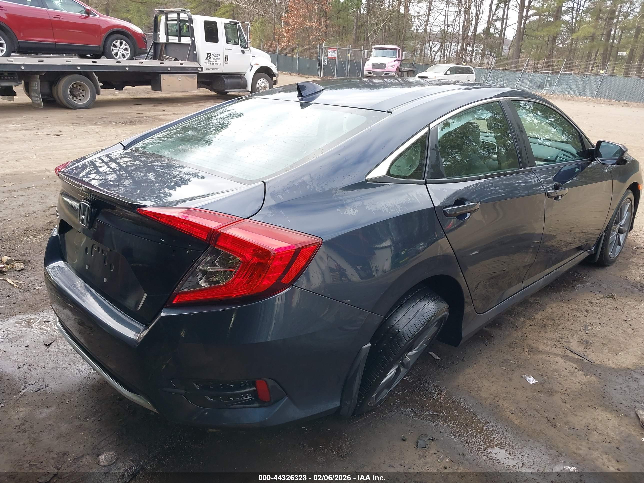 HONDA CIVIC image 4