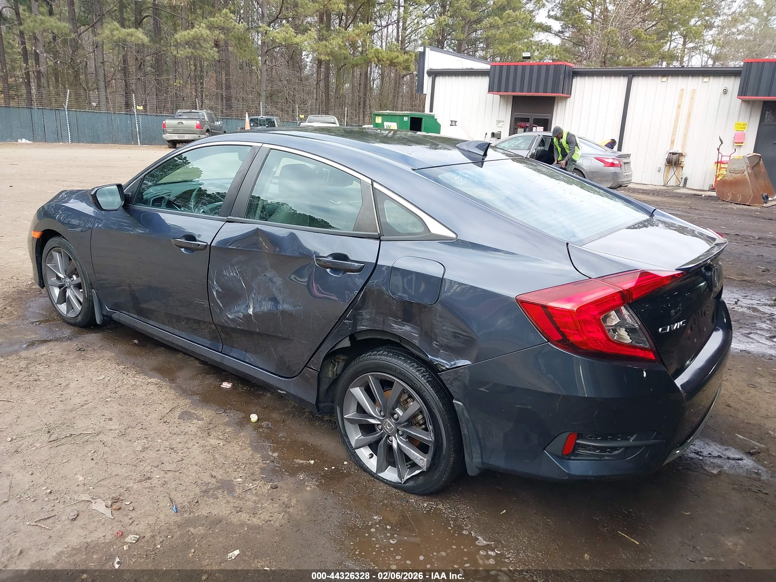 HONDA CIVIC image 6