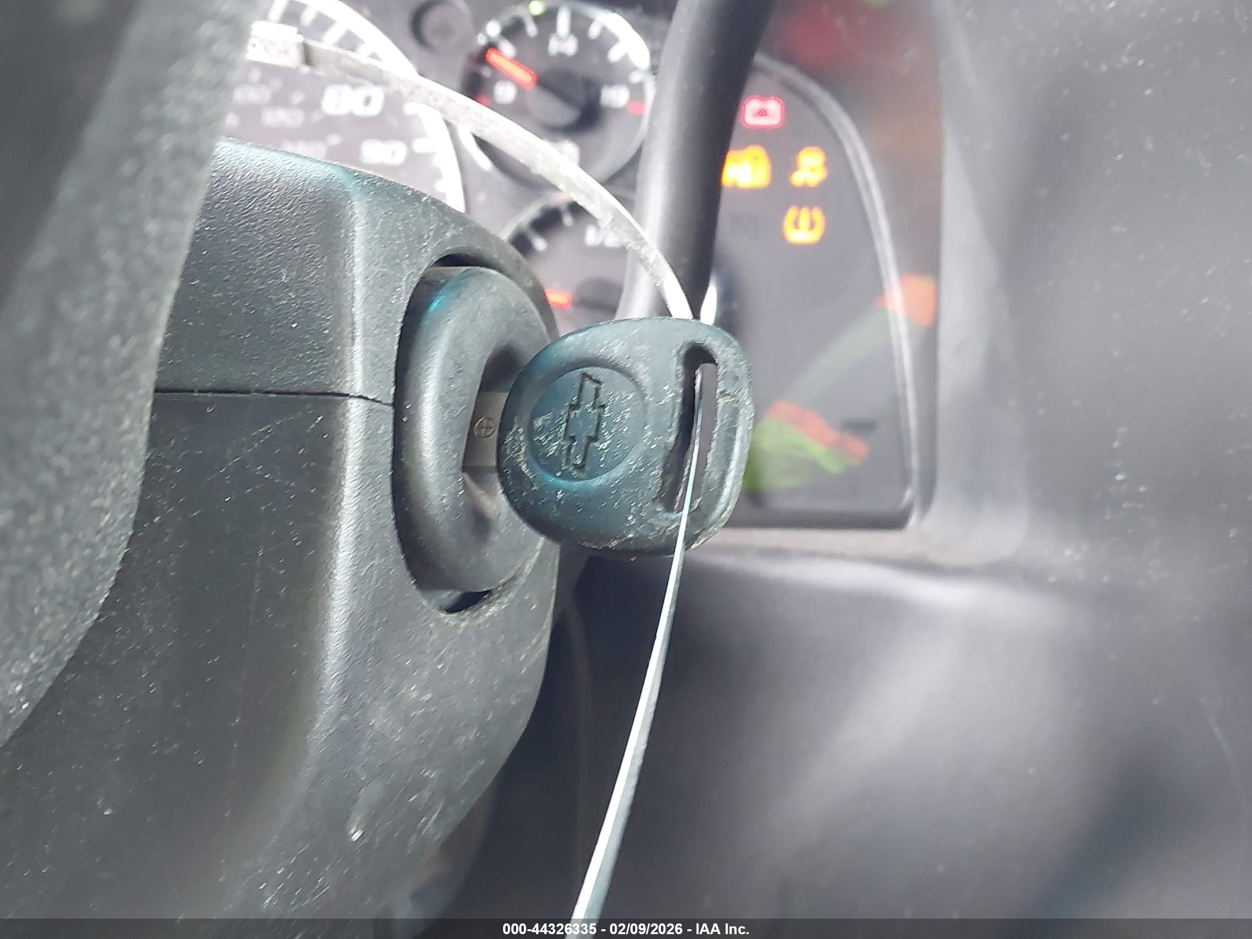 CHEVROLET EXPRESS image 11