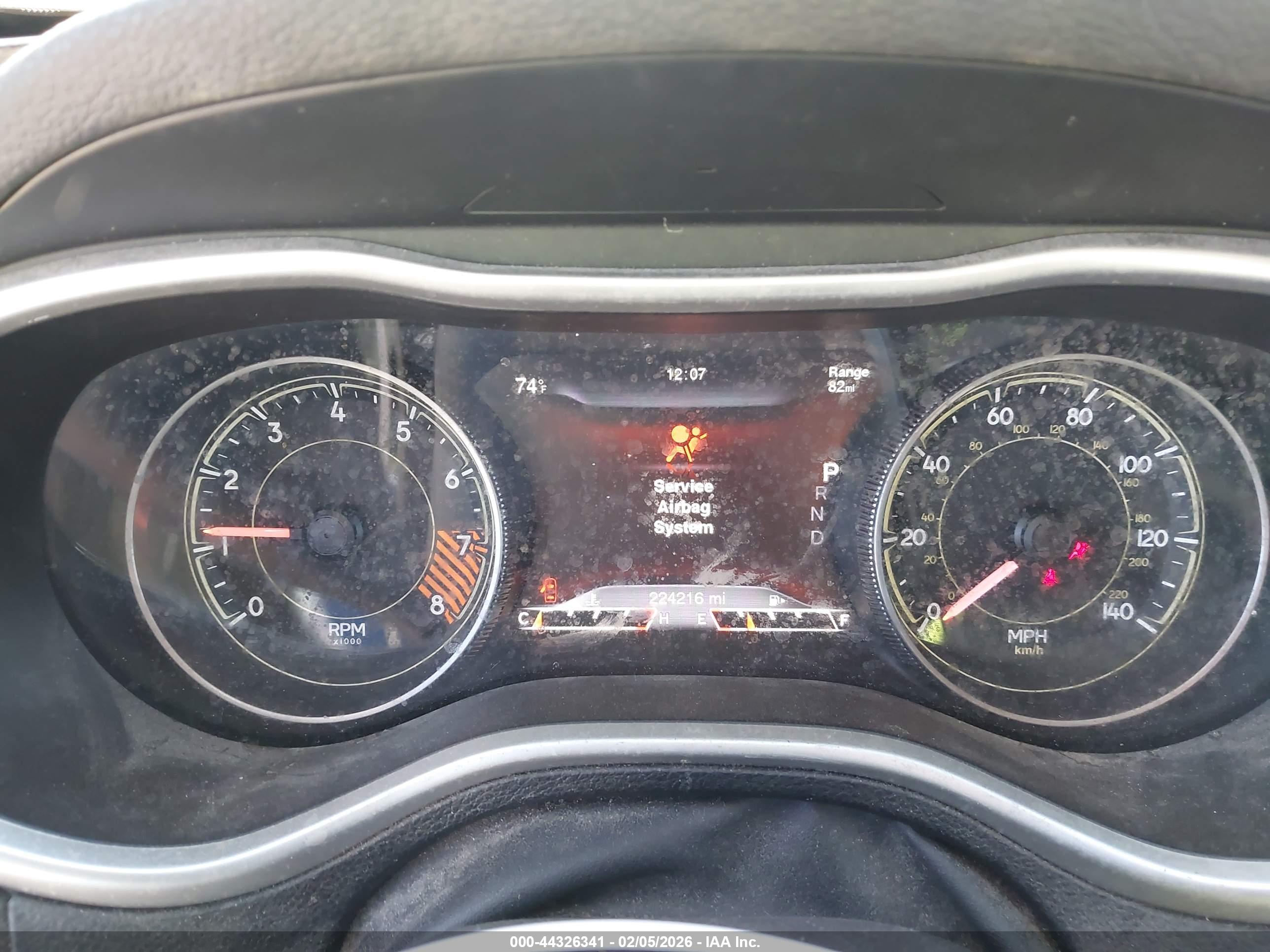 JEEP CHEROKEE image 7