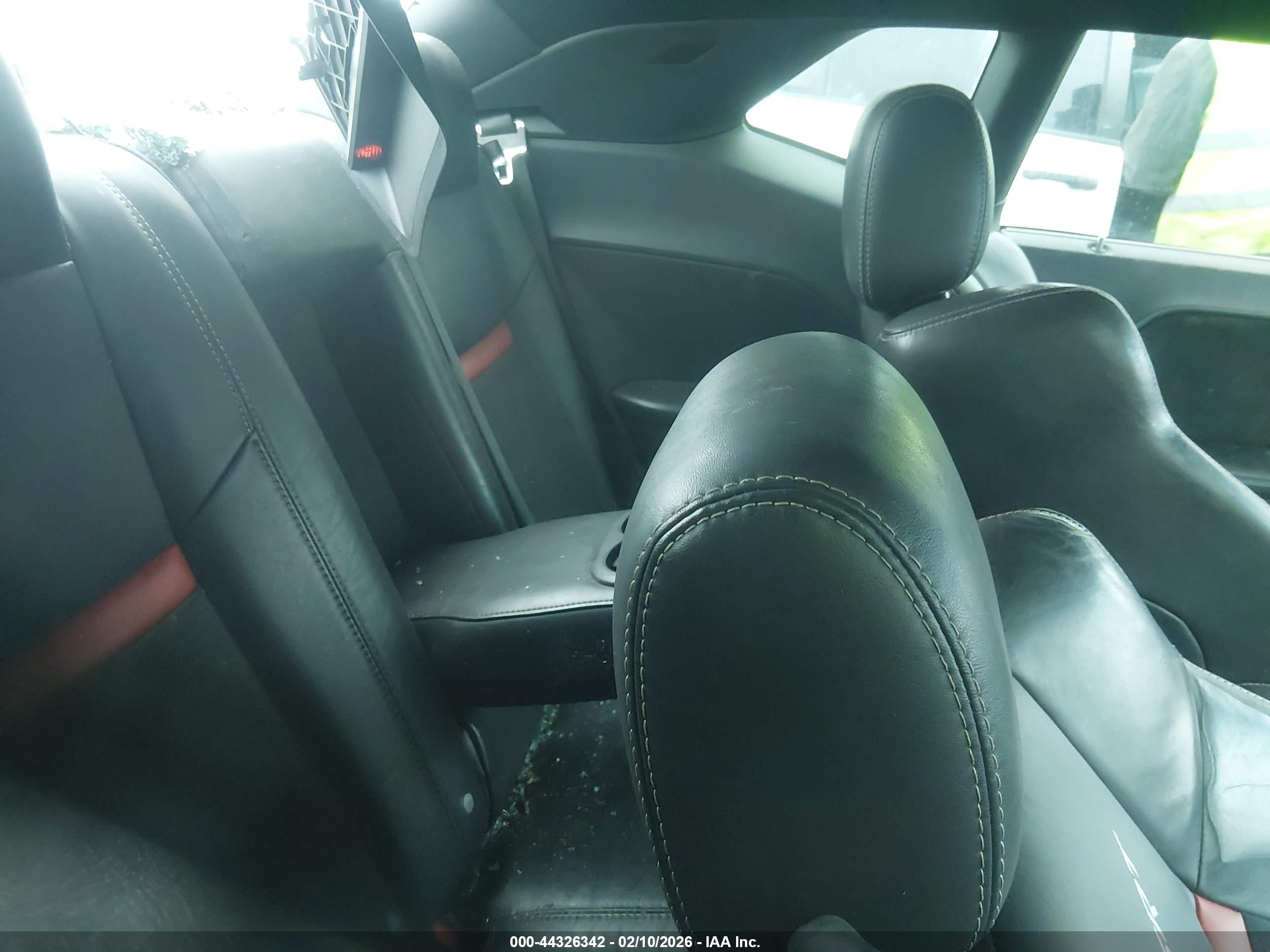 DODGE CHALLENGER image 8