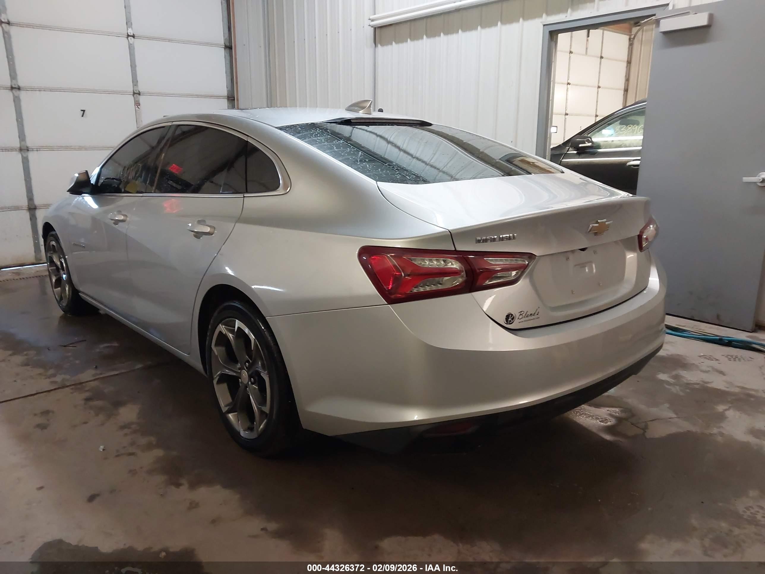 CHEVROLET MALIBU image 3