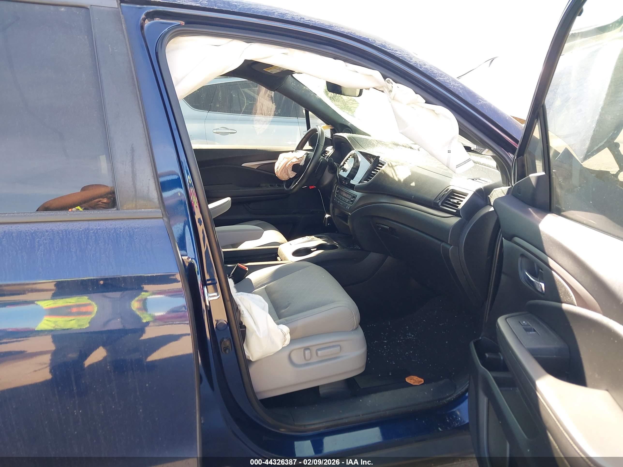 HONDA PASSPORT image 5