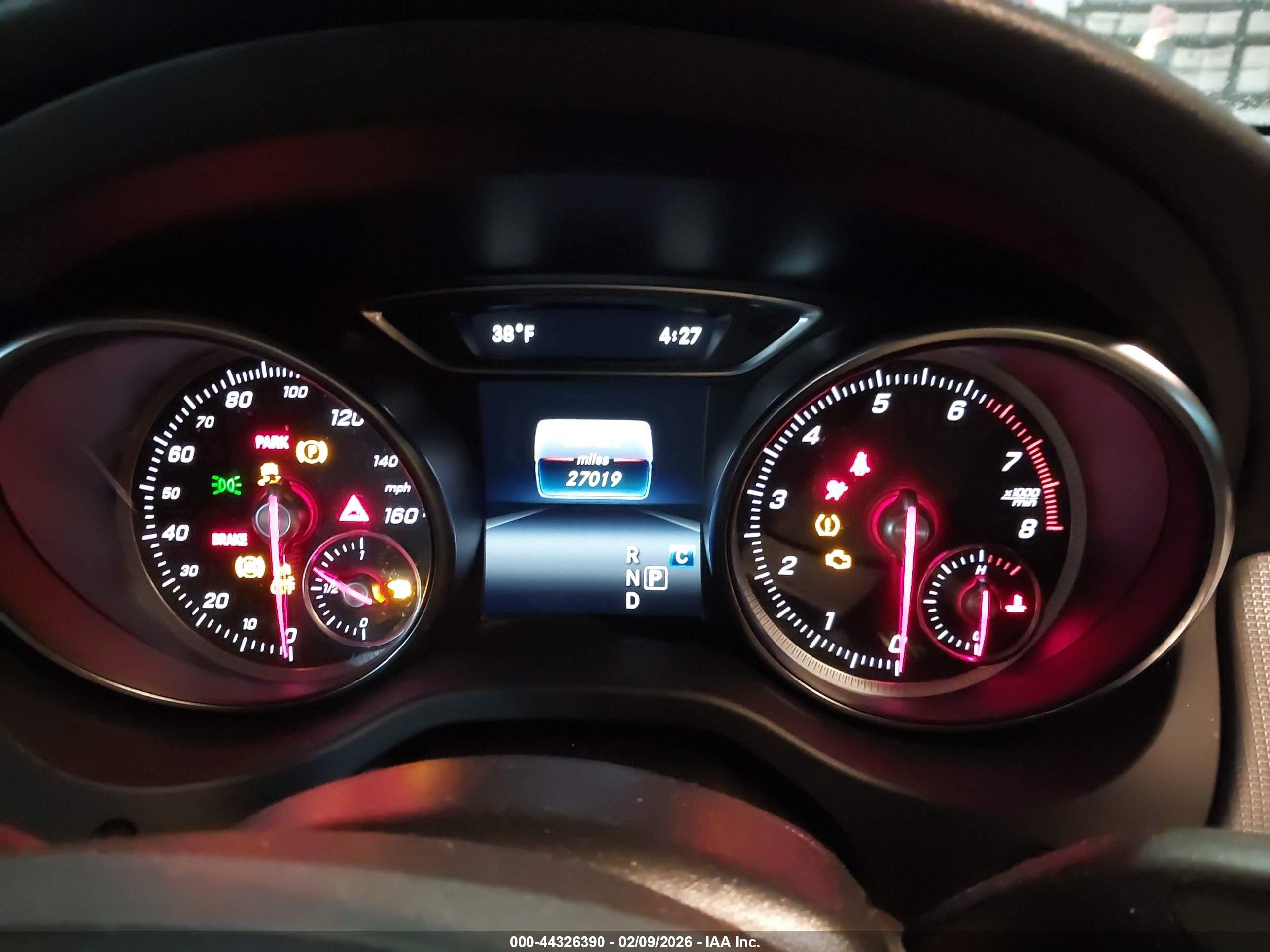 MERCEDES-BENZ GLA image 7