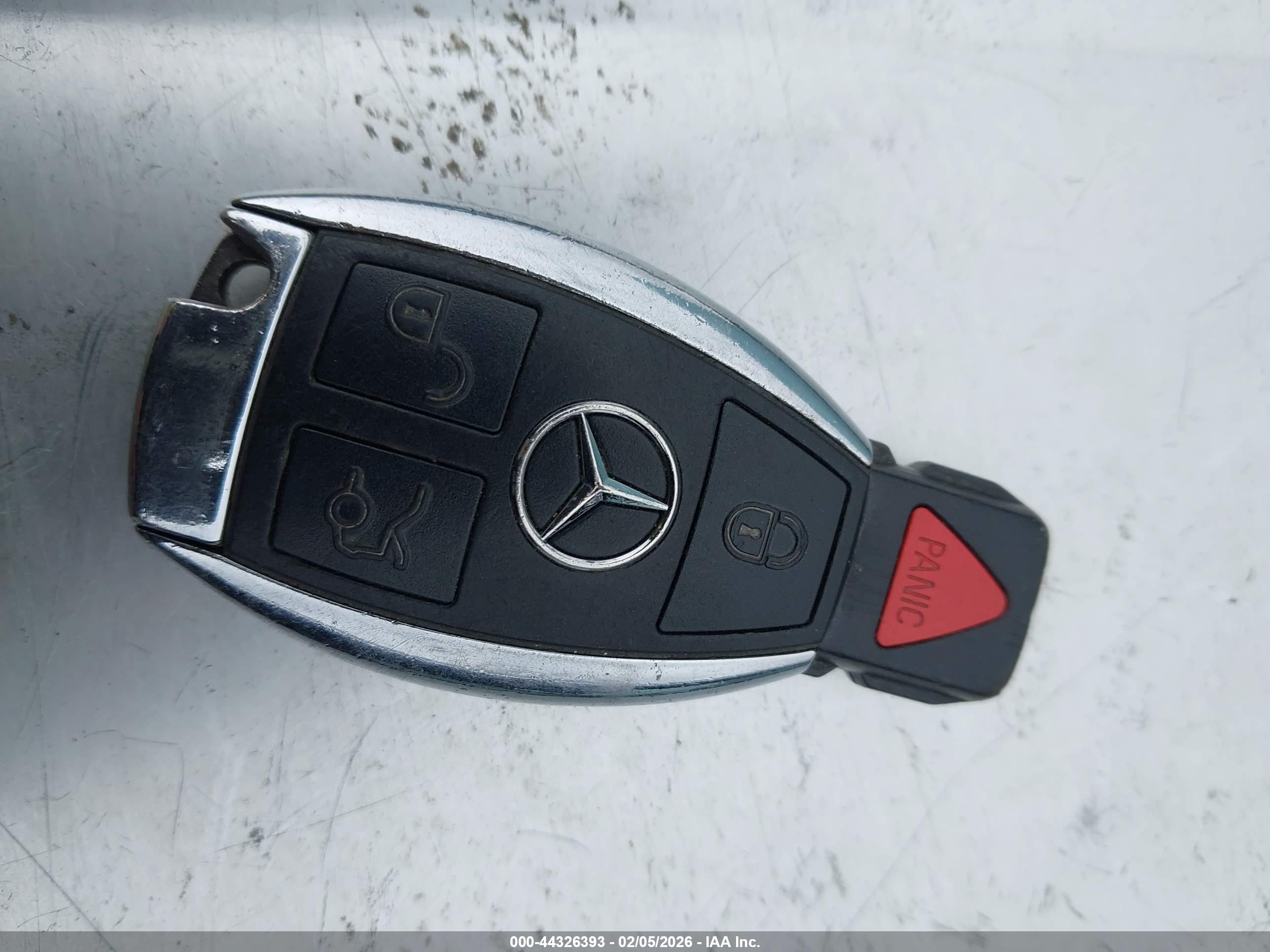 MERCEDES-BENZ CLA image 11