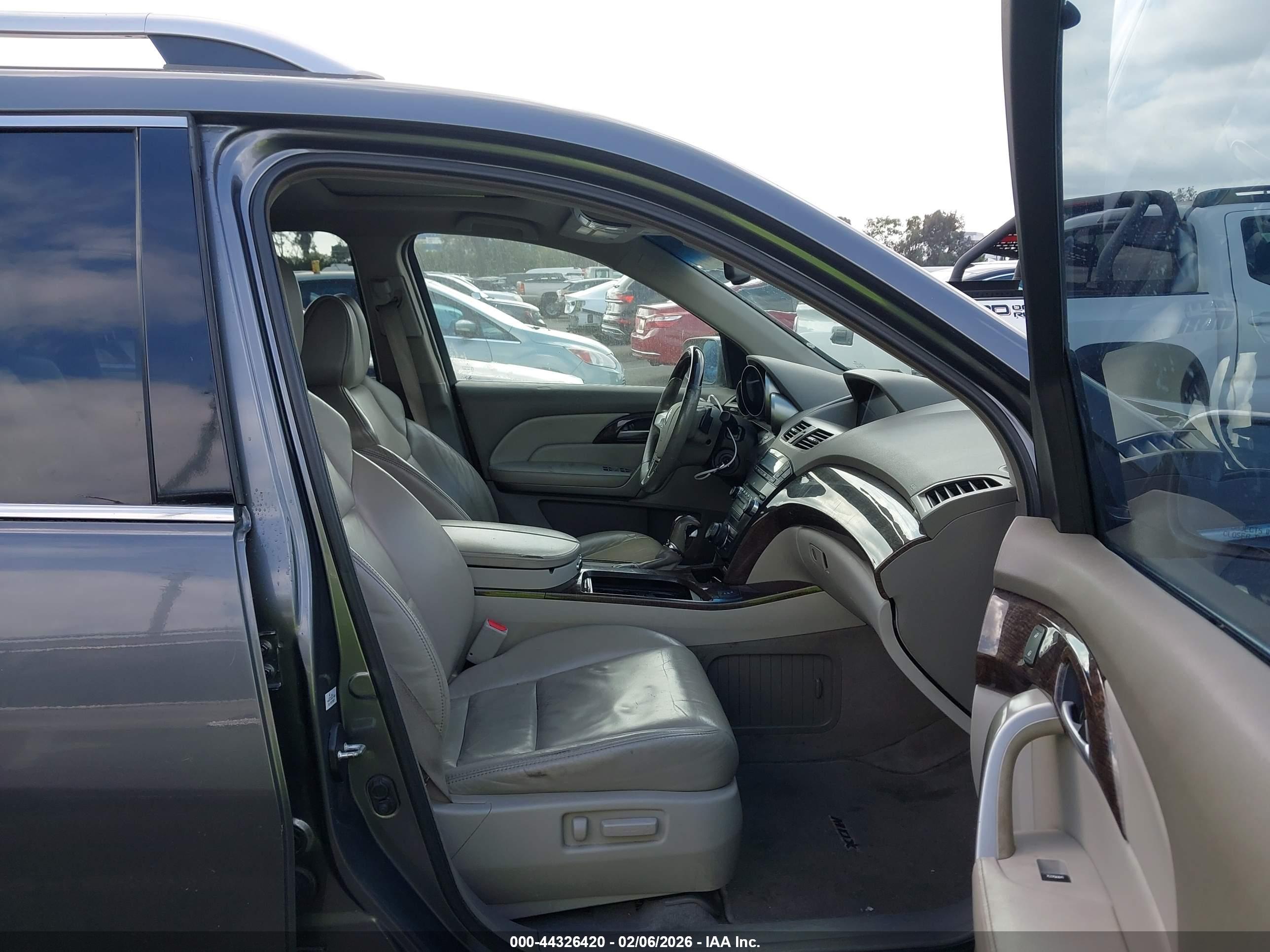 ACURA MDX image 5