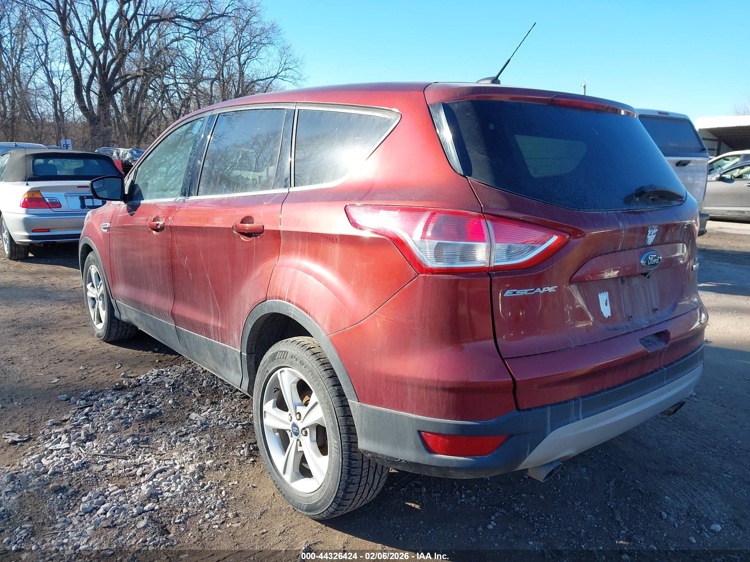 FORD ESCAPE image 3