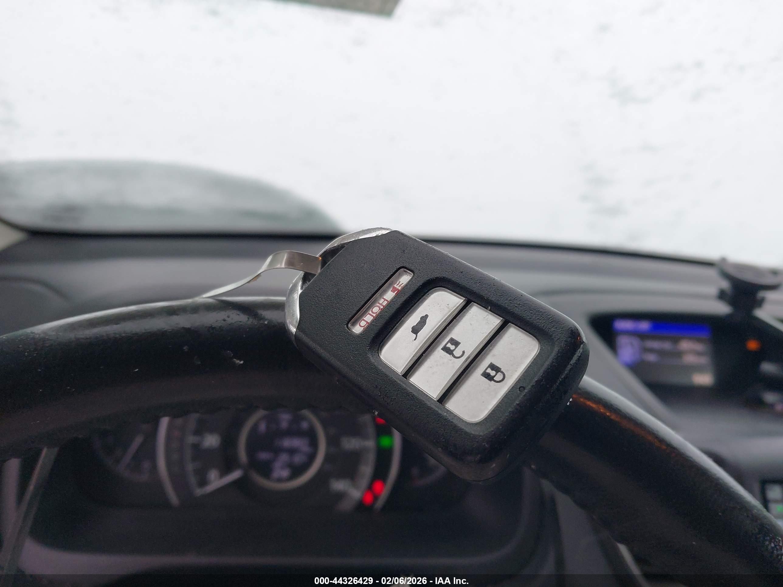 HONDA CR-V image 11