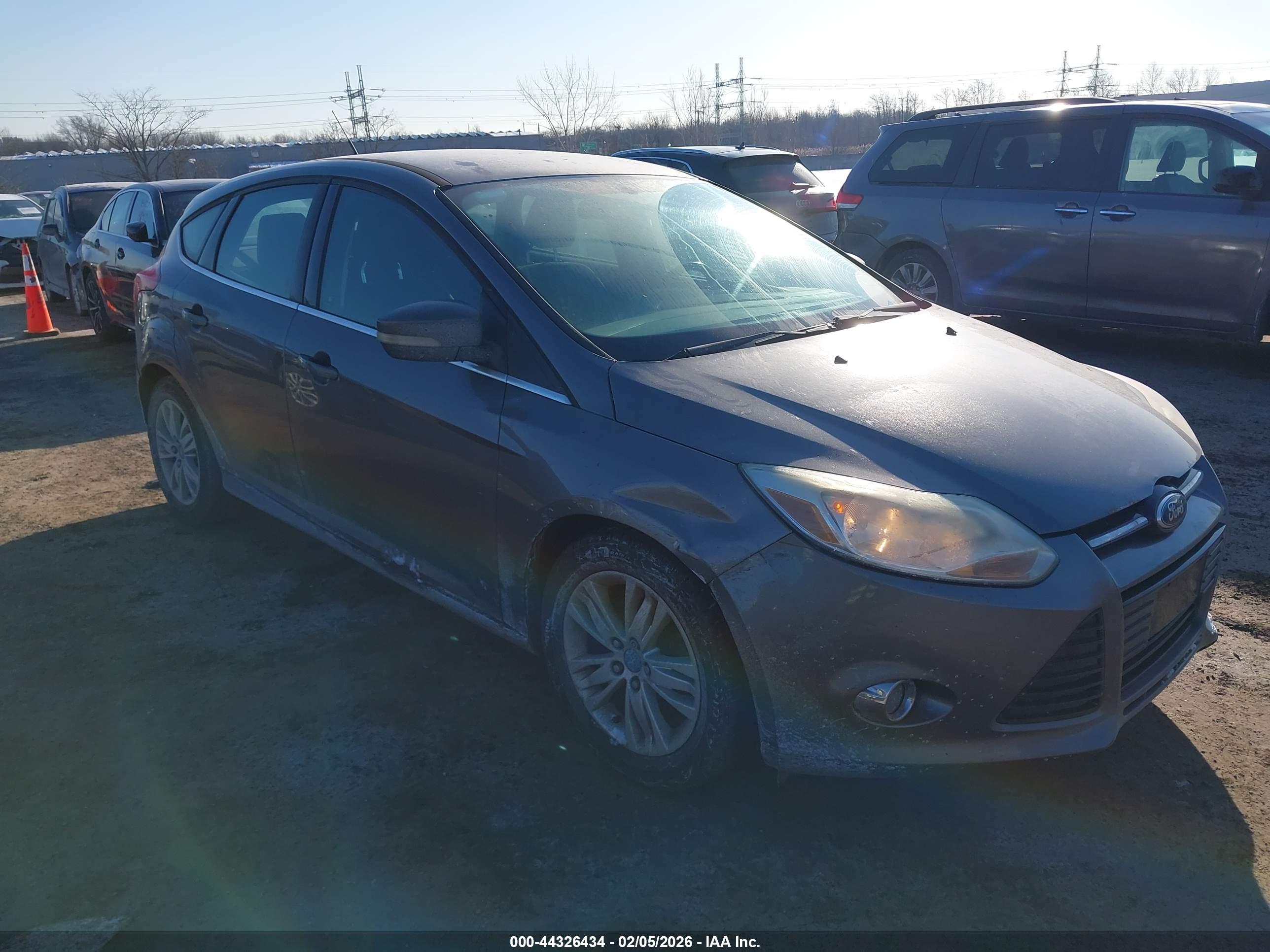 FORD FOCUS image 6