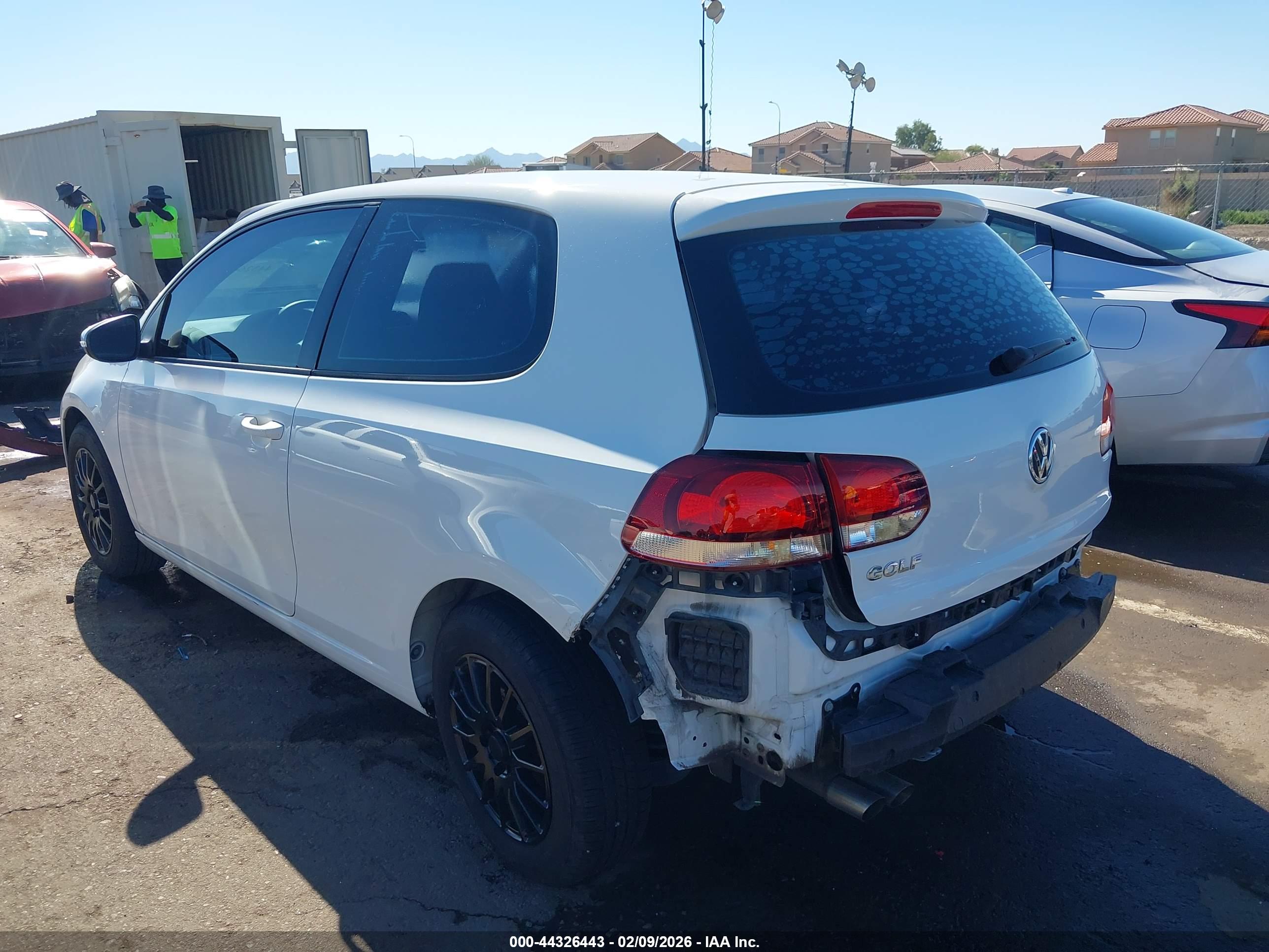 VOLKSWAGEN GOLF image 3