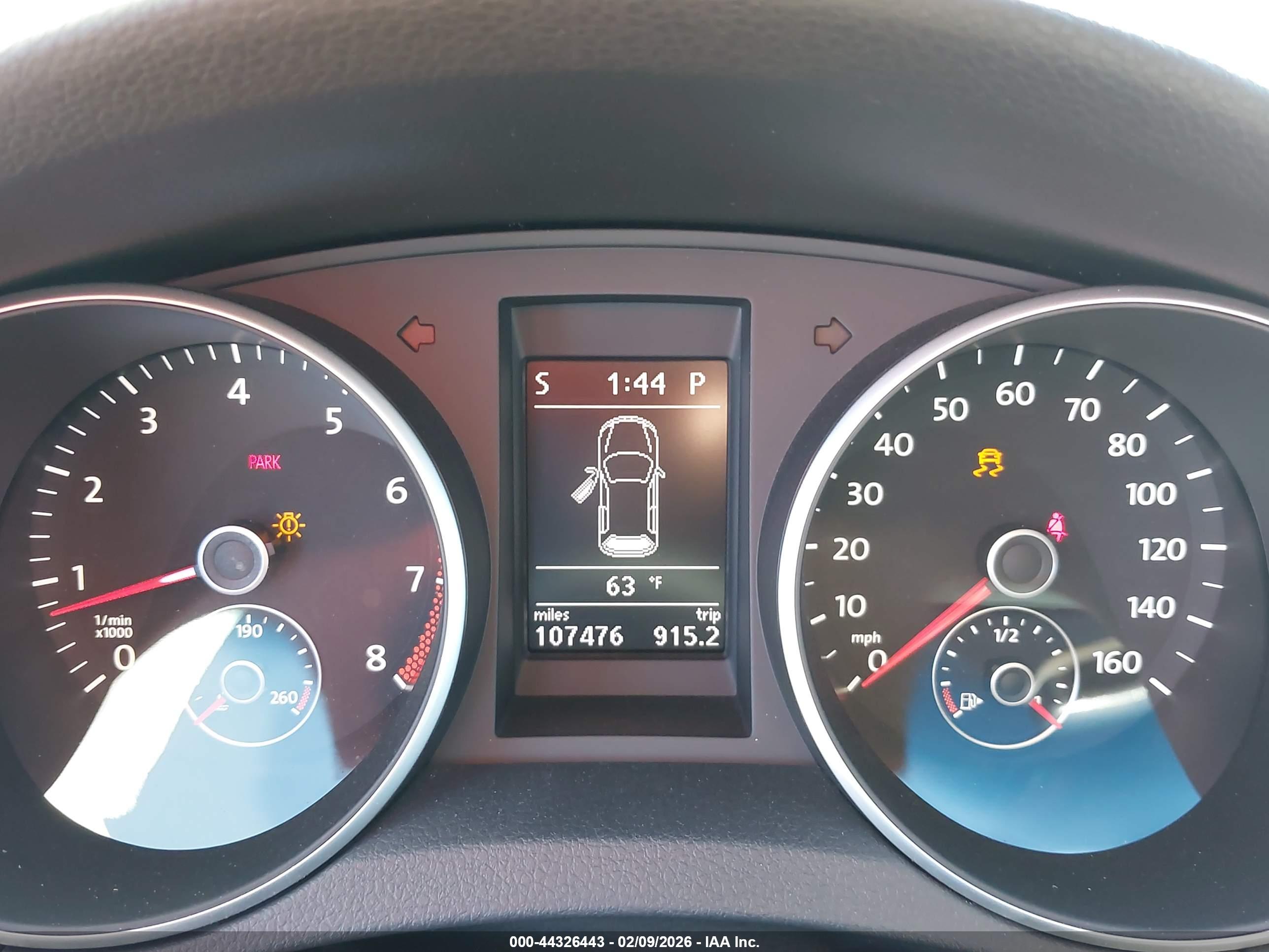 VOLKSWAGEN GOLF image 7