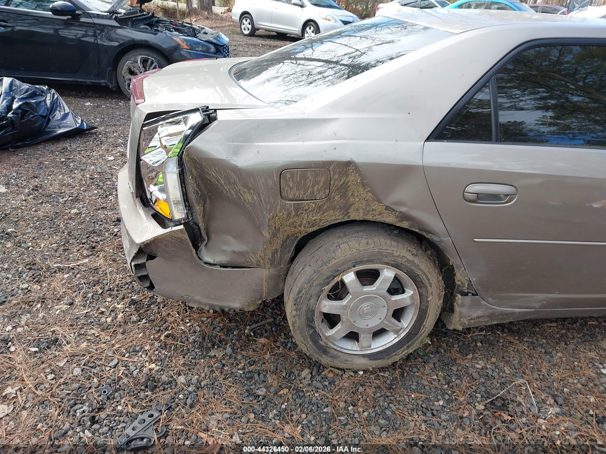 CADILLAC CTS image 6