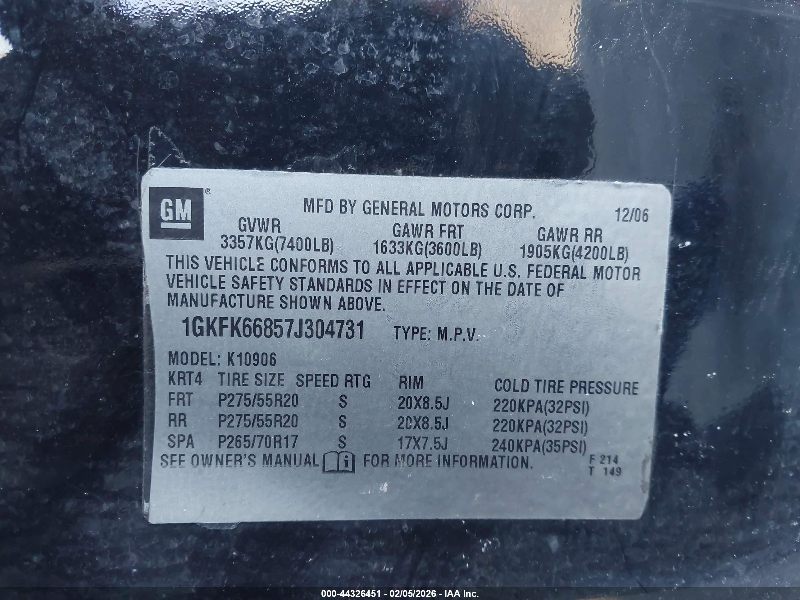 GMC YUKON image 9