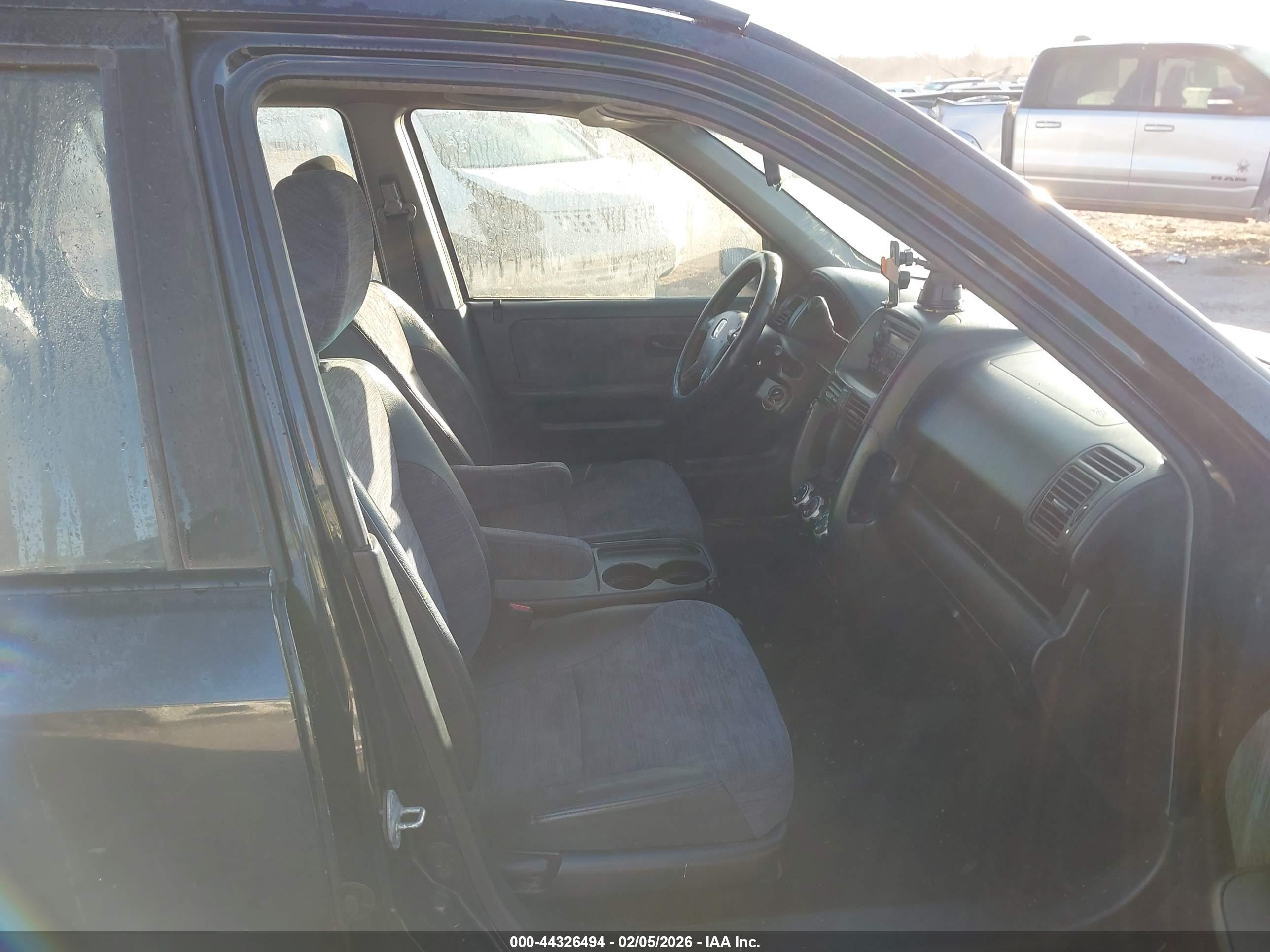 HONDA CR-V image 5