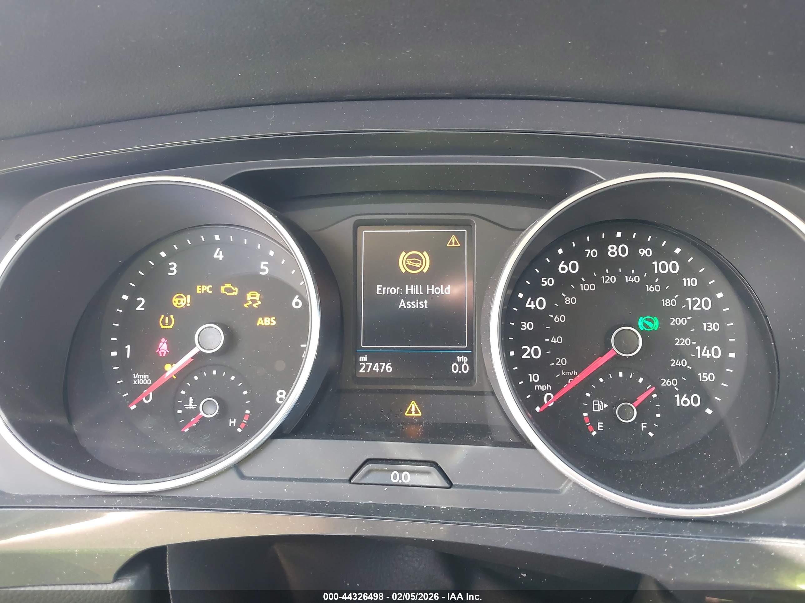 VOLKSWAGEN TIGUAN image 7