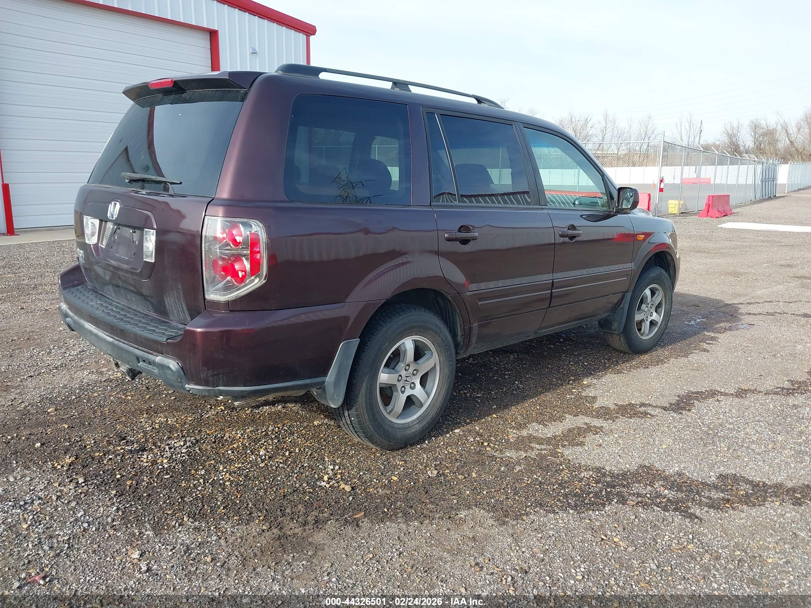 HONDA PILOT image 4