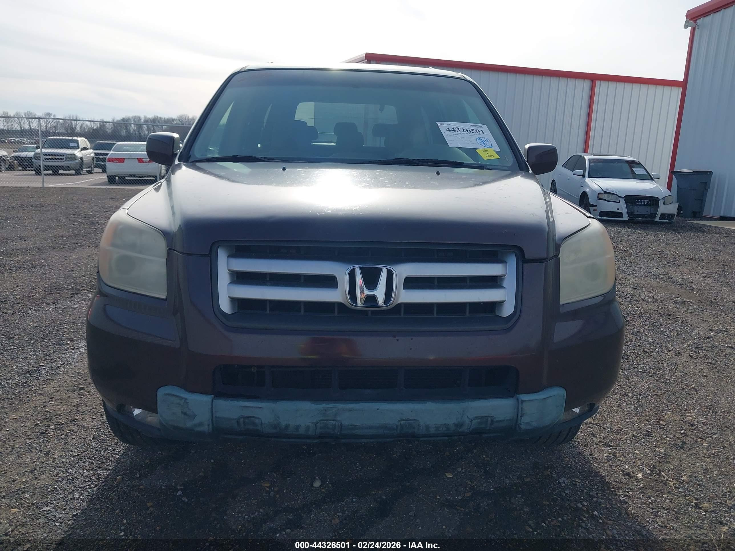 HONDA PILOT image 6