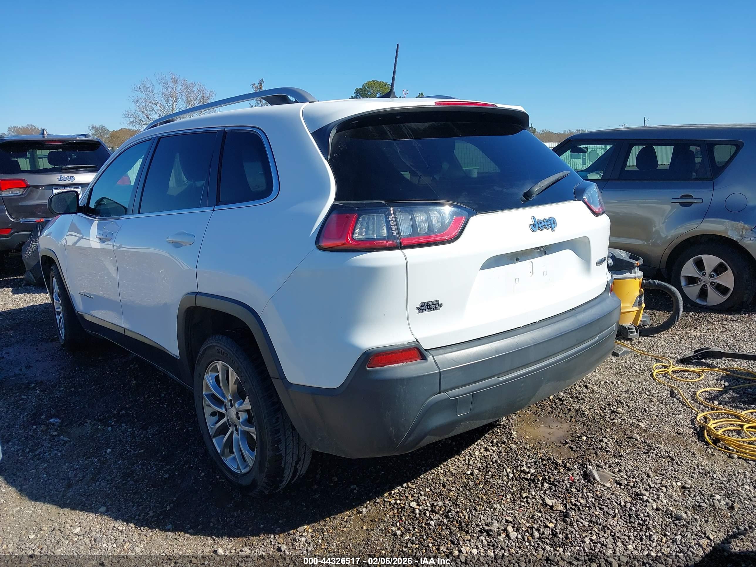 JEEP CHEROKEE image 3