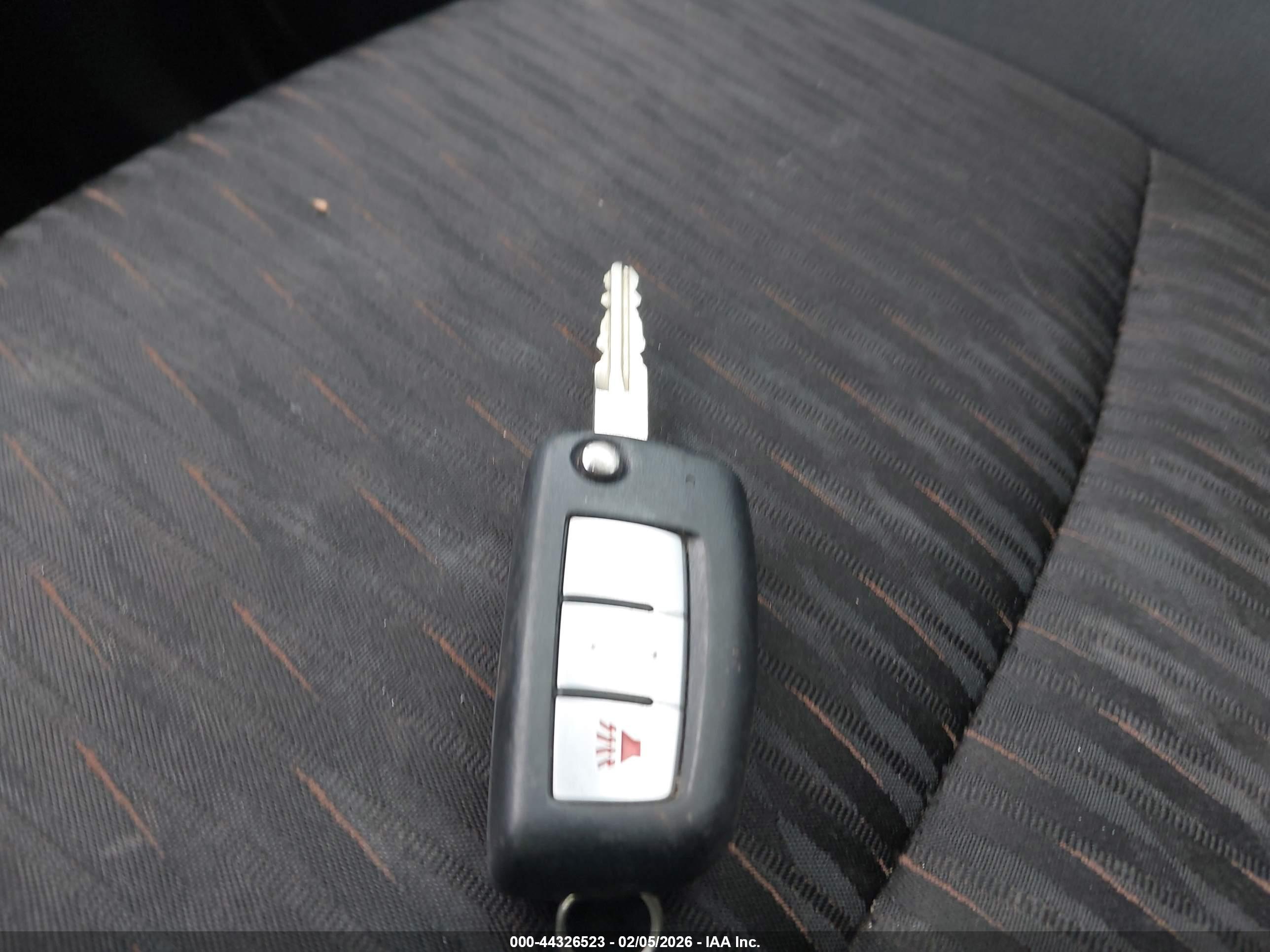 NISSAN ROGUE image 11