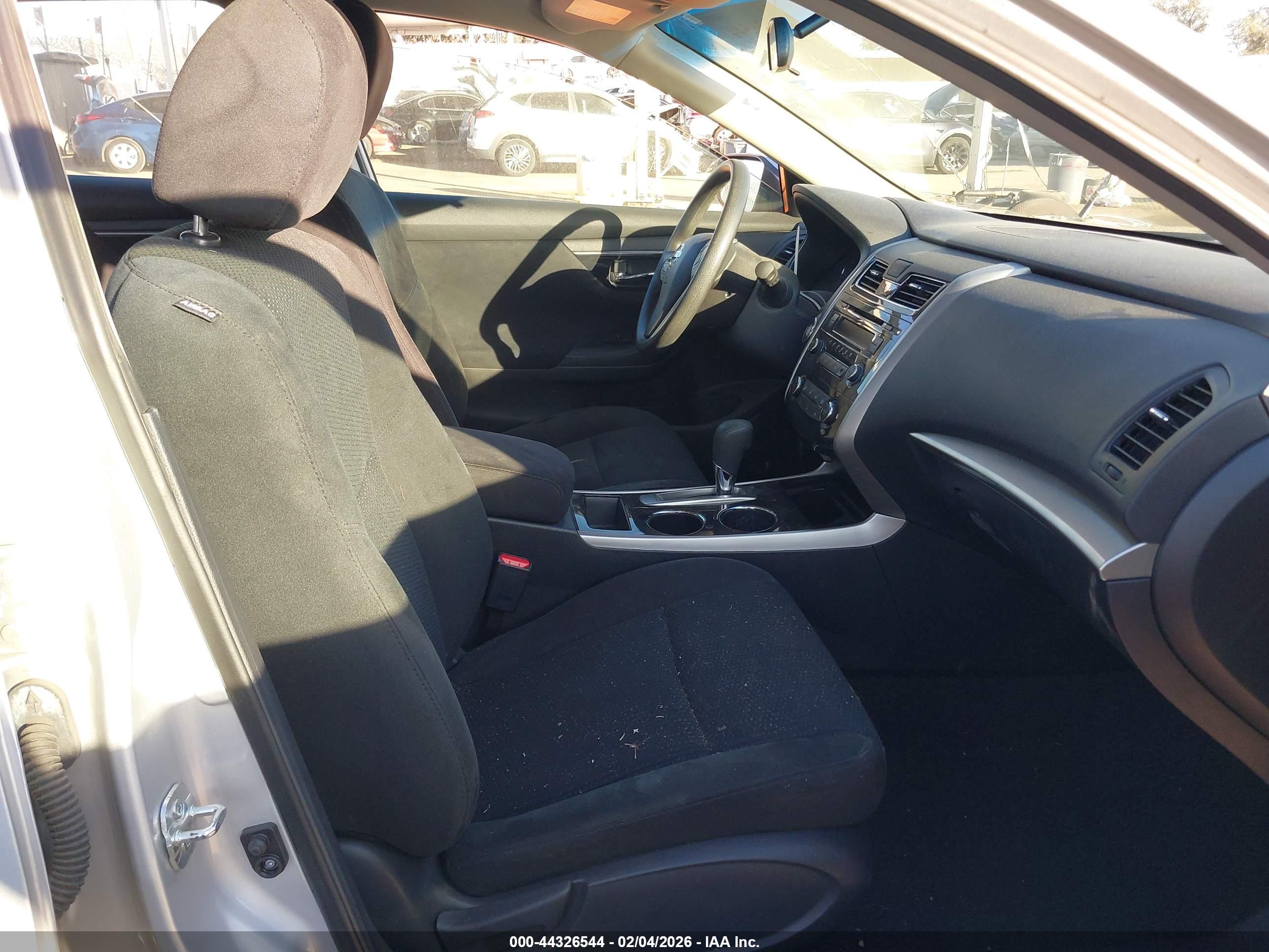 NISSAN ALTIMA image 5