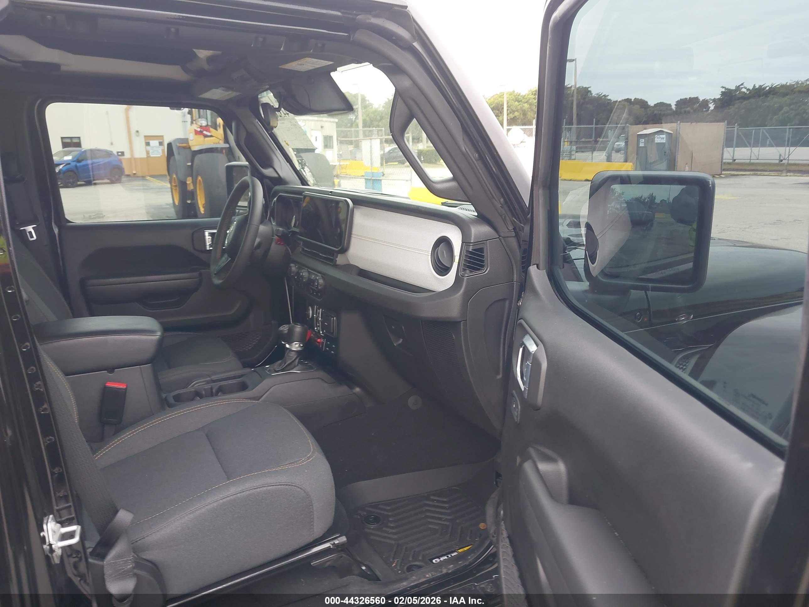 JEEP WRANGLER image 5
